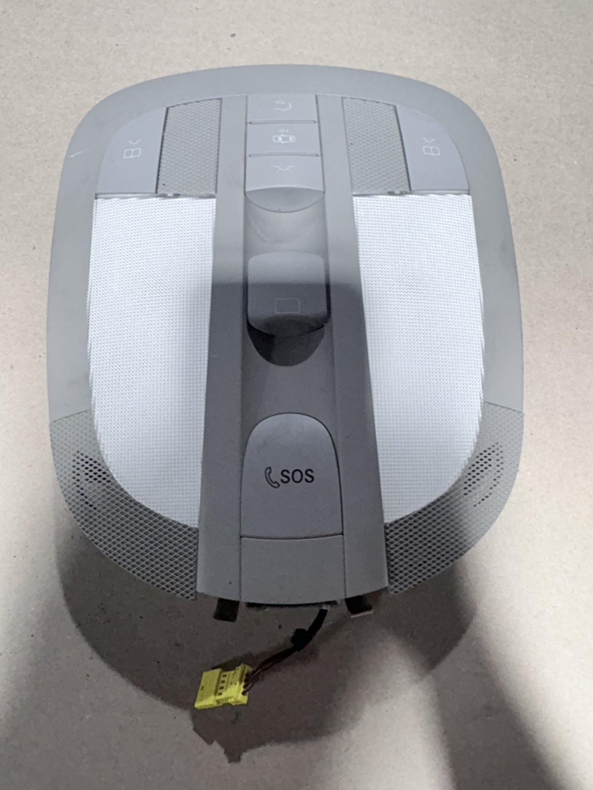 2006-2013 Mercedes X164 ML350 Front Overhead Dome Light W/SOS OEM A1648703026 2006-2013 Mercedes X164 ML350 Front Overhead Dome Light W/SOS OEM A1648703026