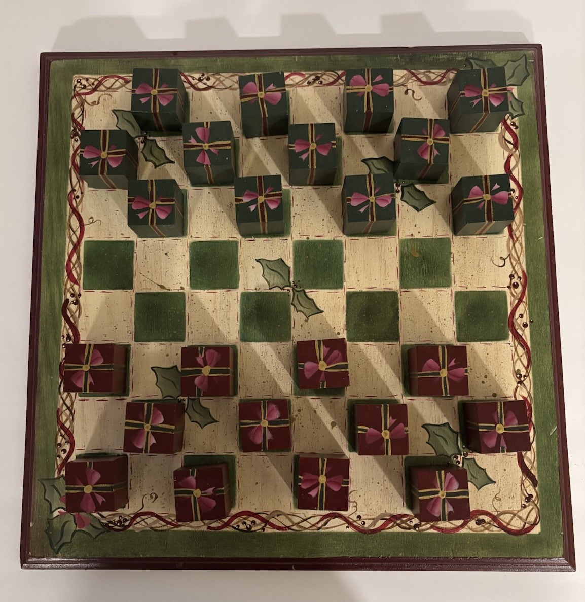 Vtg Unique Handcrafted Folk Art Wood Christmas Checker Set Family Fun Heirloom