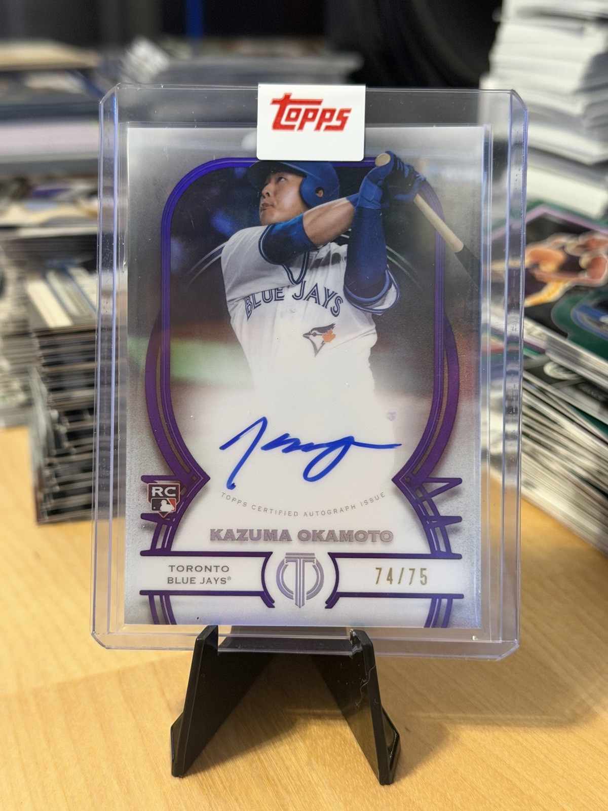 Topps 2026 Tribute Kazuma Okamoto RC Purple Tribute Autograph /75 Blue Jays