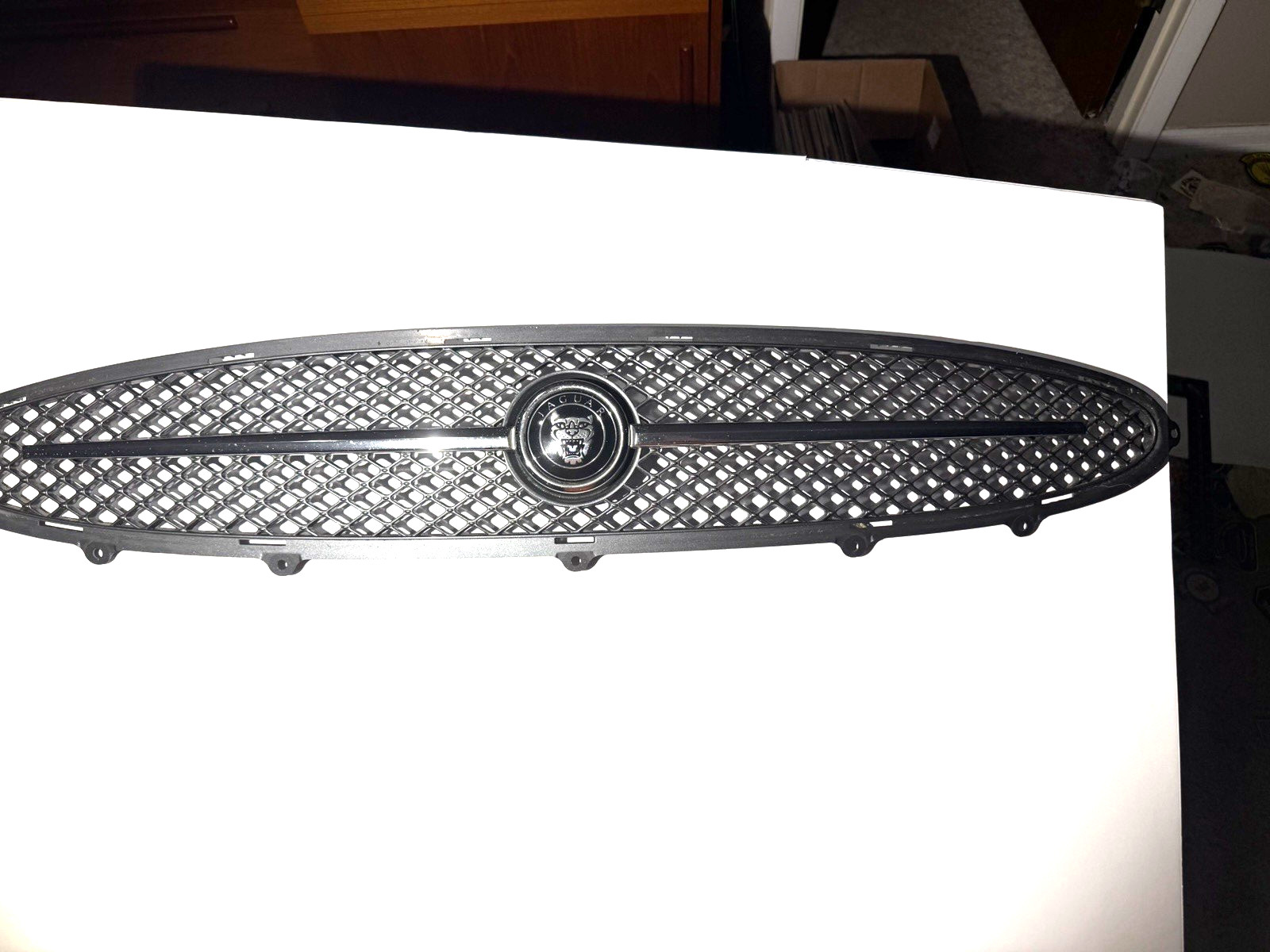 2007-2009 Jaguar XK Front Bumper Radiator Grille & Emblem 7W83-17F791-AB OEM