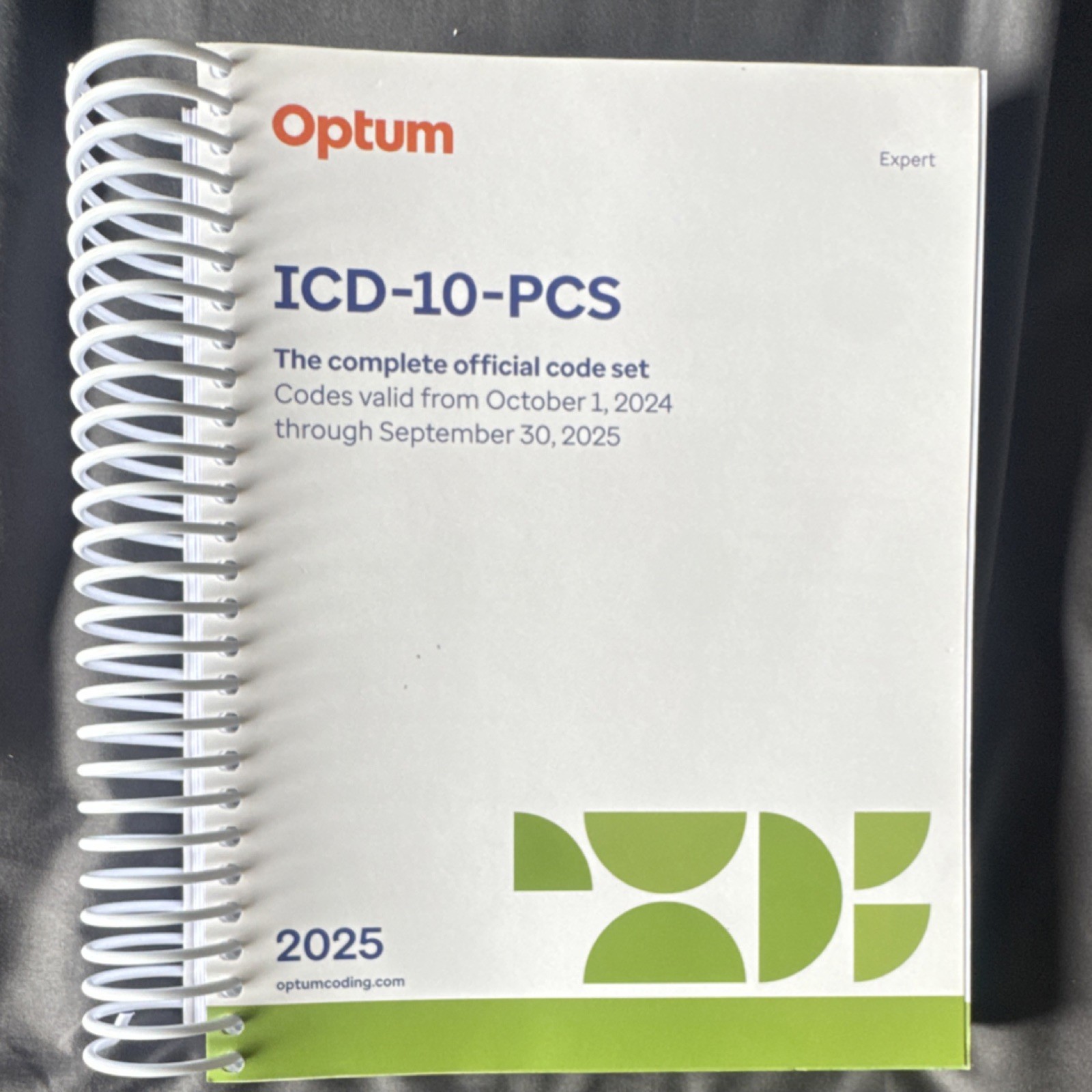 Optum ICD-10-PCS The Complete Official Code Set 2025 Spiral Bound Reference Book Optum ICD-10-PCS The Complete Official Code Set 2025 Spiral Bound Reference Book