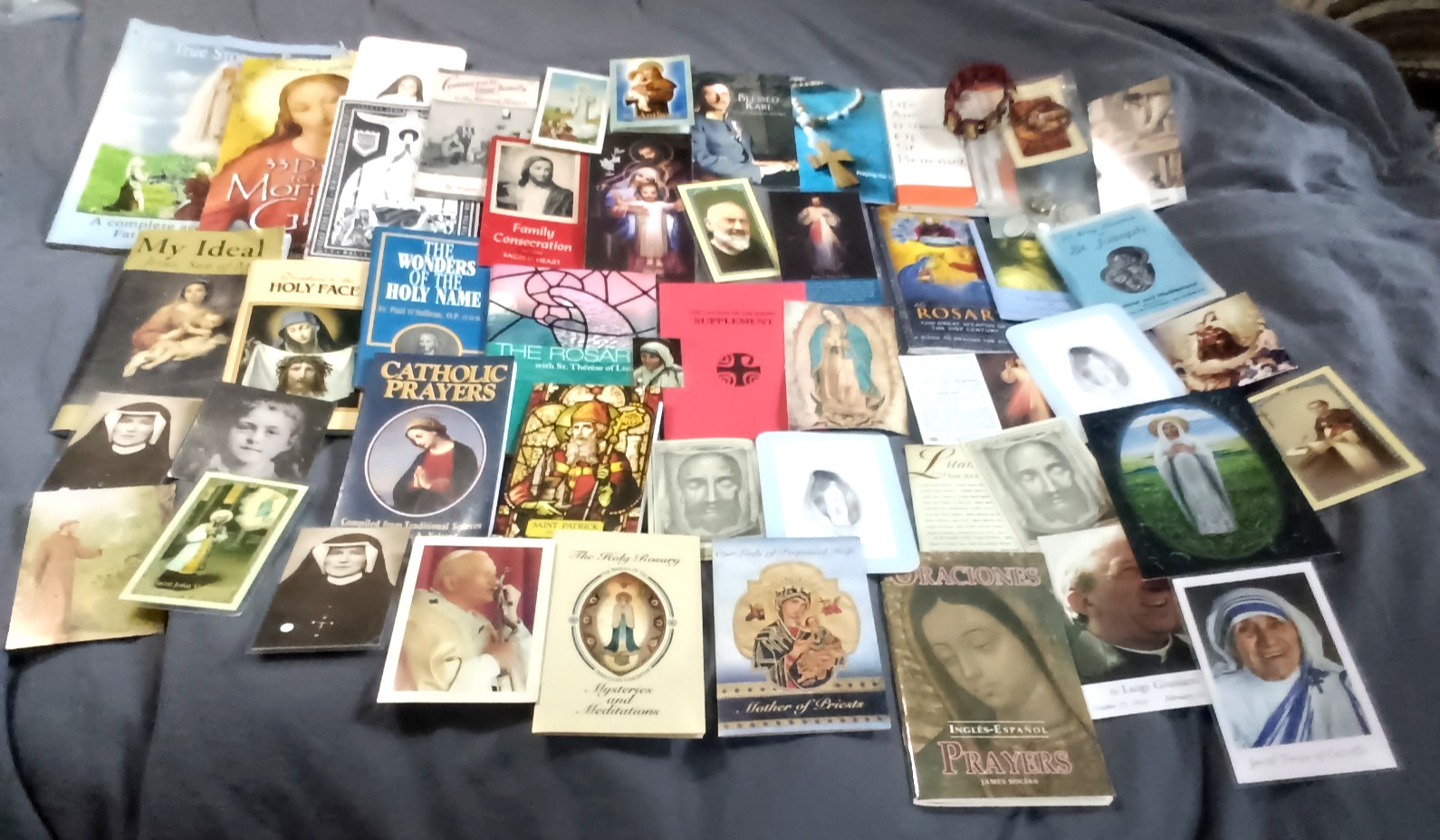 Huge Vintage Lot 70 Catholic Prayer & Saint Devotionals, Crosses, Medals, Relics Huge Vintage Lot 70 Catholic Prayer & Saint Devotionals, Crosses, Medals, Relics