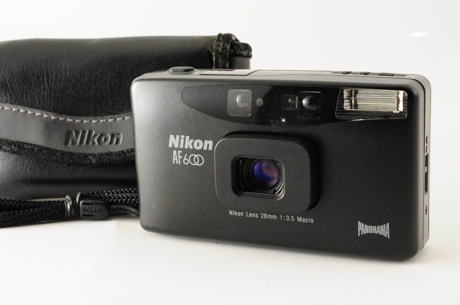 [Near MINT] Nikon AF600 Panorama Point & Shoot 35mm Film Camera Macro From JAPAN