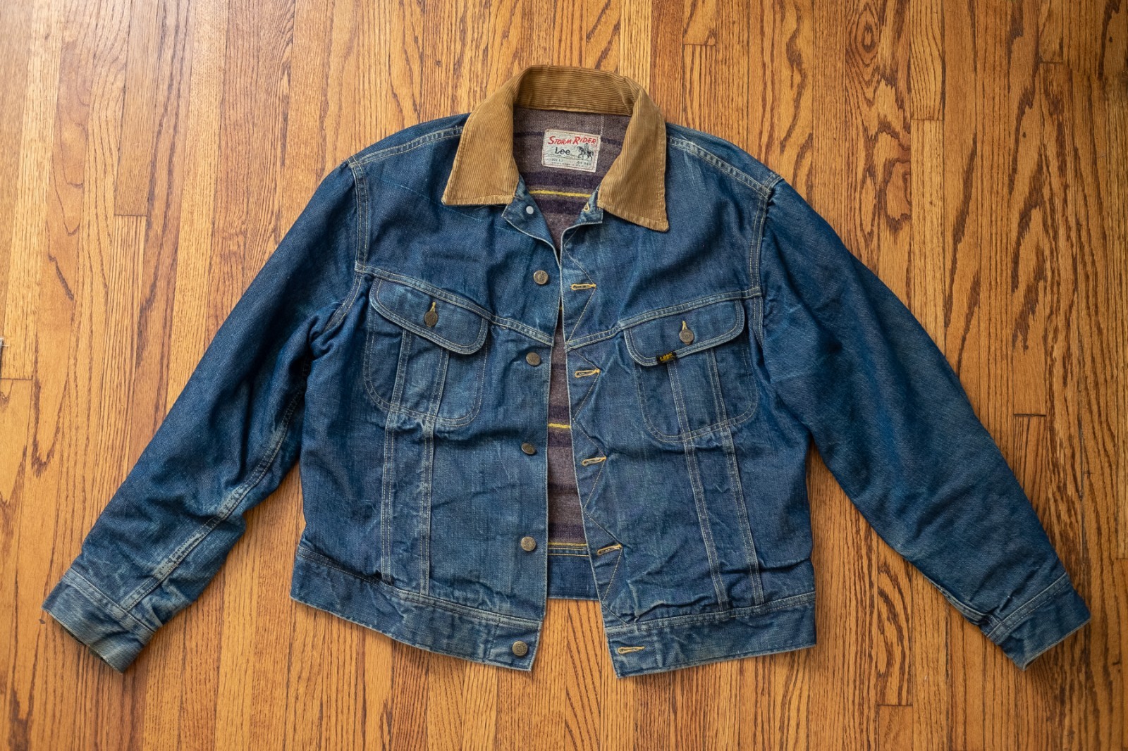 Vintage 70s Lee Storm Rider denim jacket 101LJ size 44 reg
