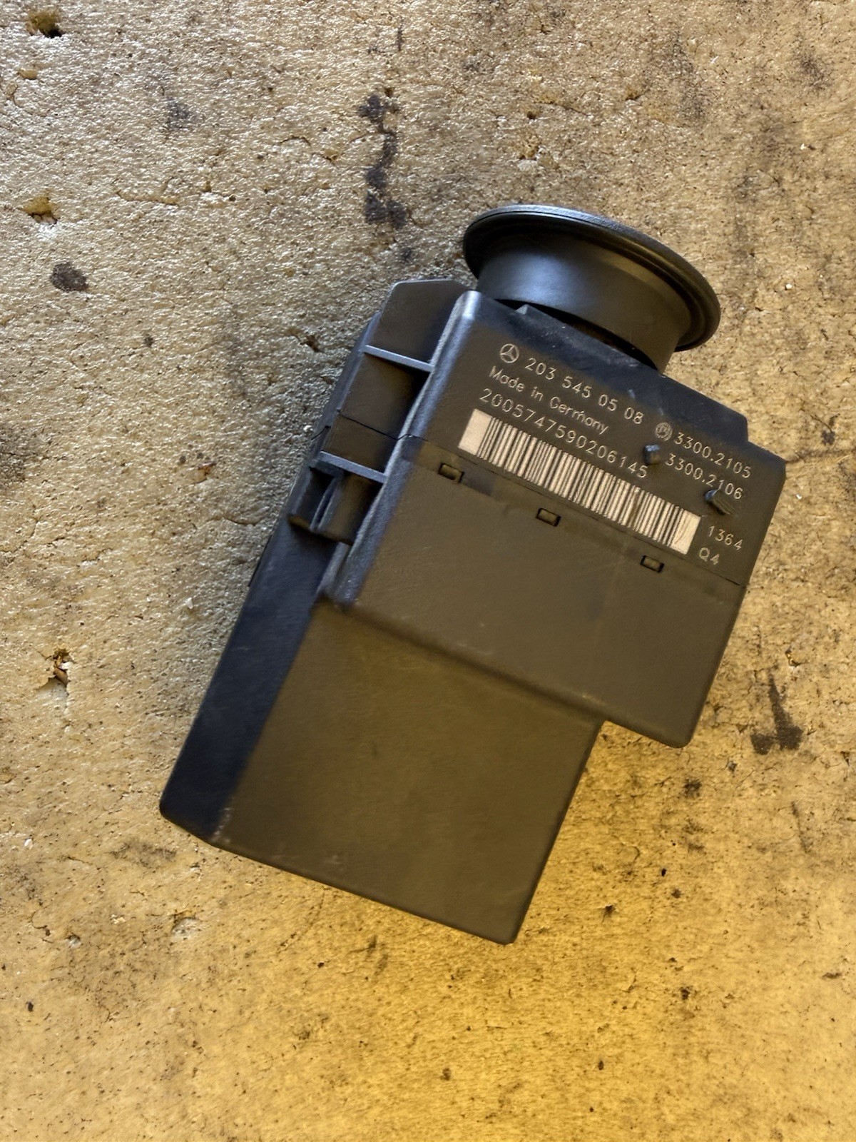 01-05 Mercedes W203 C240 EIS Ignition Switch Module Node 2035450508 Oem 01-05 Mercedes W203 C240 EIS Ignition Switch Module Node 2035450508 Oem