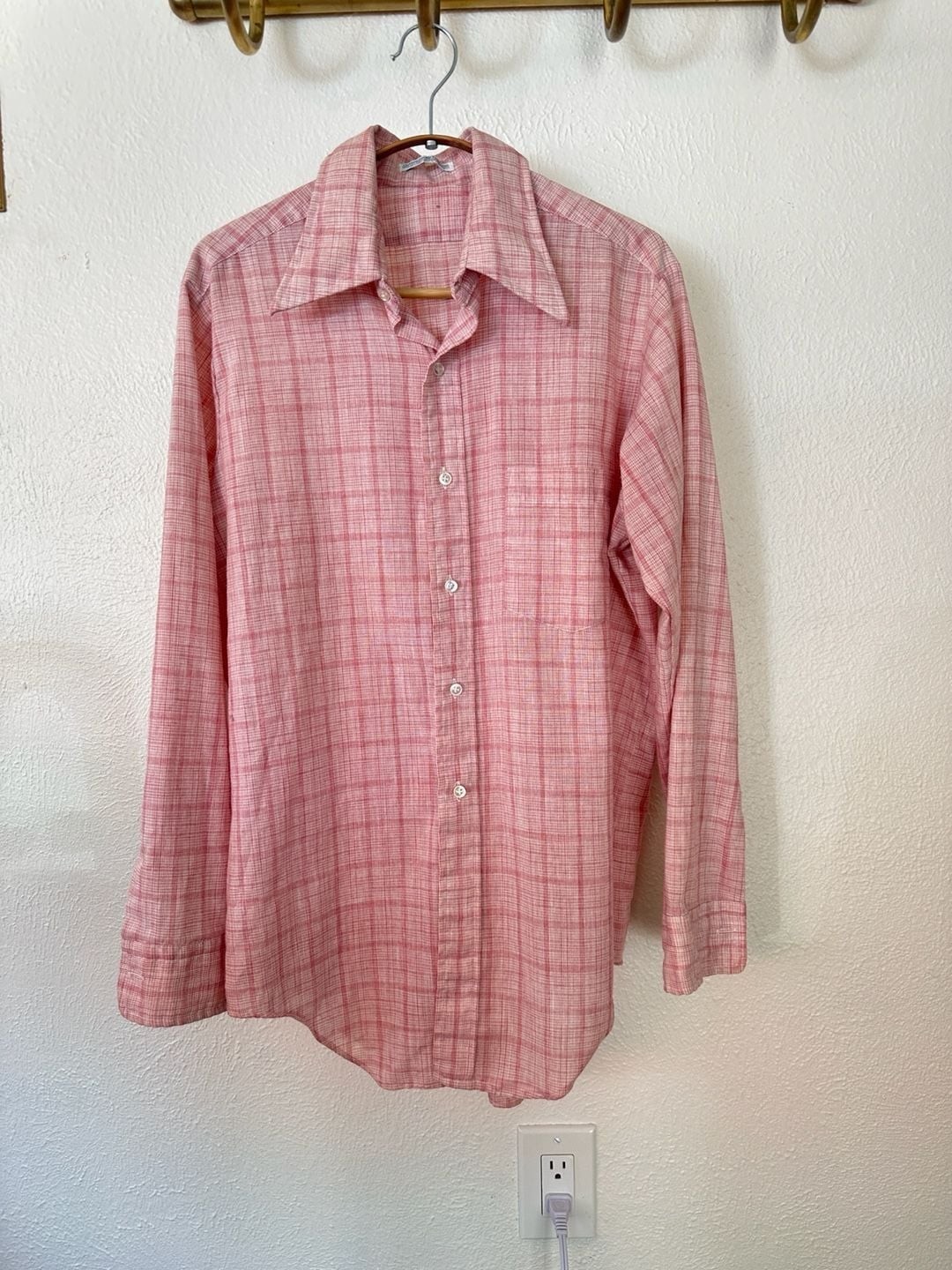 Vintage Plaid Long Sleeve Button Down Shirt Pink White Vintage Plaid Long Sleeve Button Down Shirt Pink White