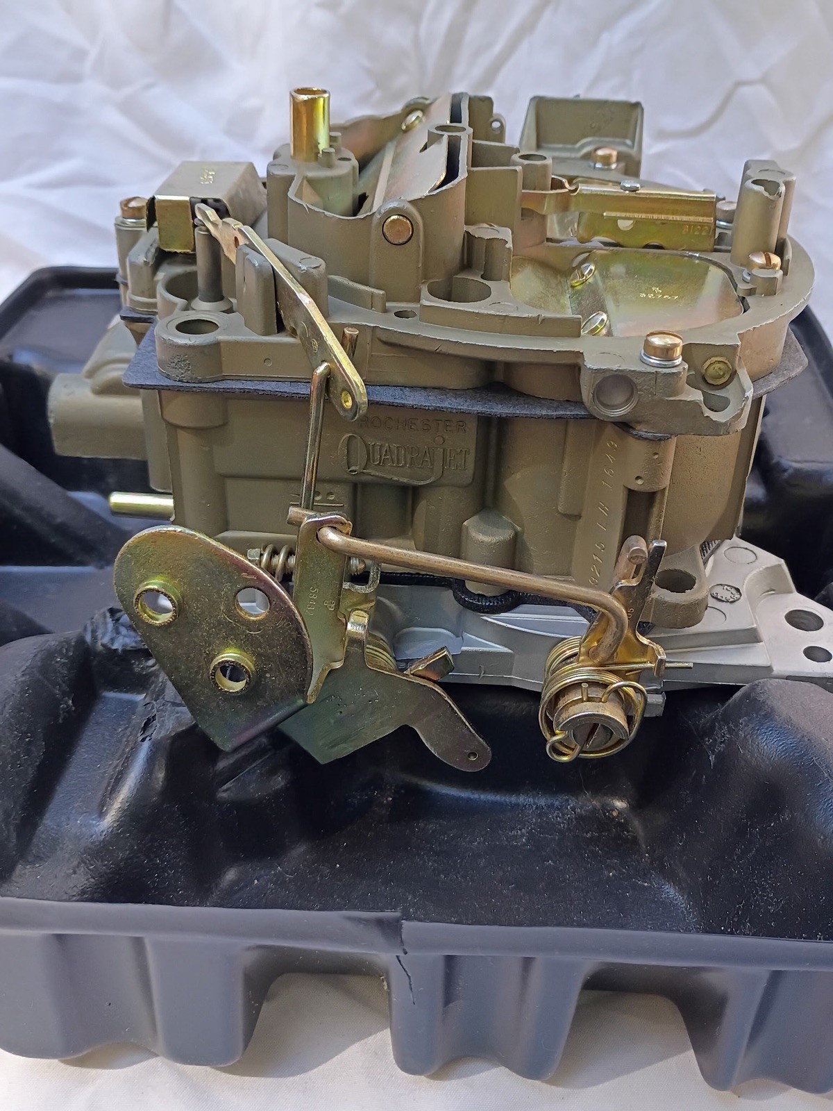 1969 Chevrolet Corvette 427 carburetor 7029215 EH Dated April 69