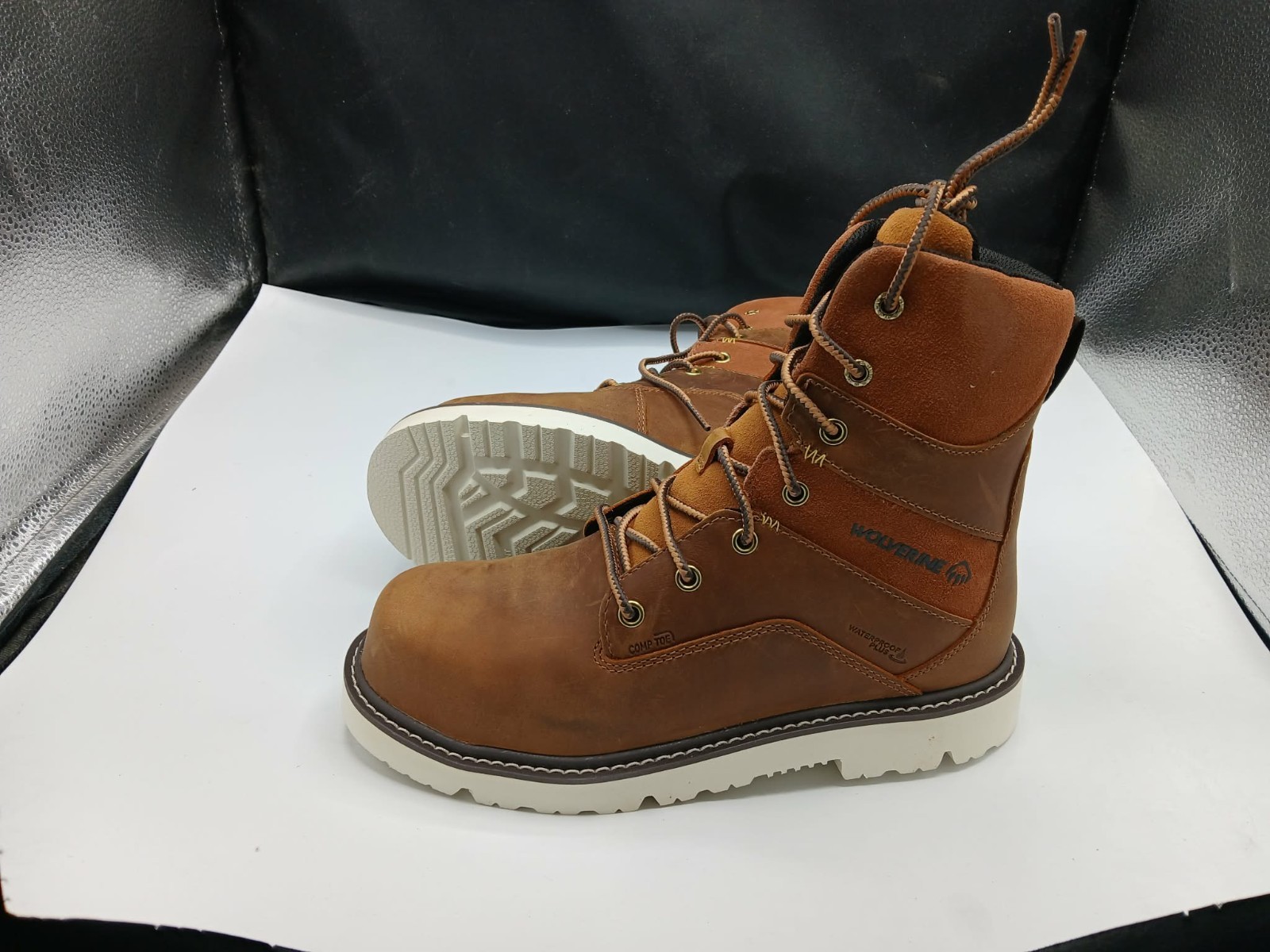 Wolverine - Revival Wmn, Cashew, Size 9 M (Slight Wear) Wolverine - Revival Wmn, Cashew, Size 9 M (Slight Wear)