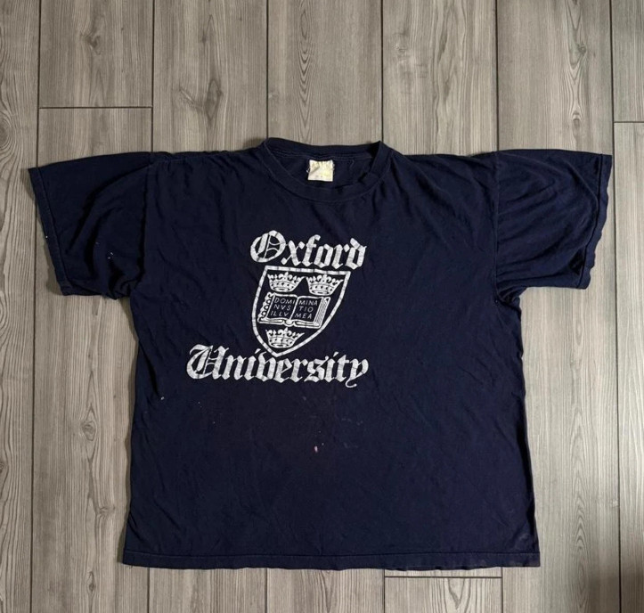 Vintage 80s Collegiate Script Logo Graphic Boxy Tee University Lettering Retro