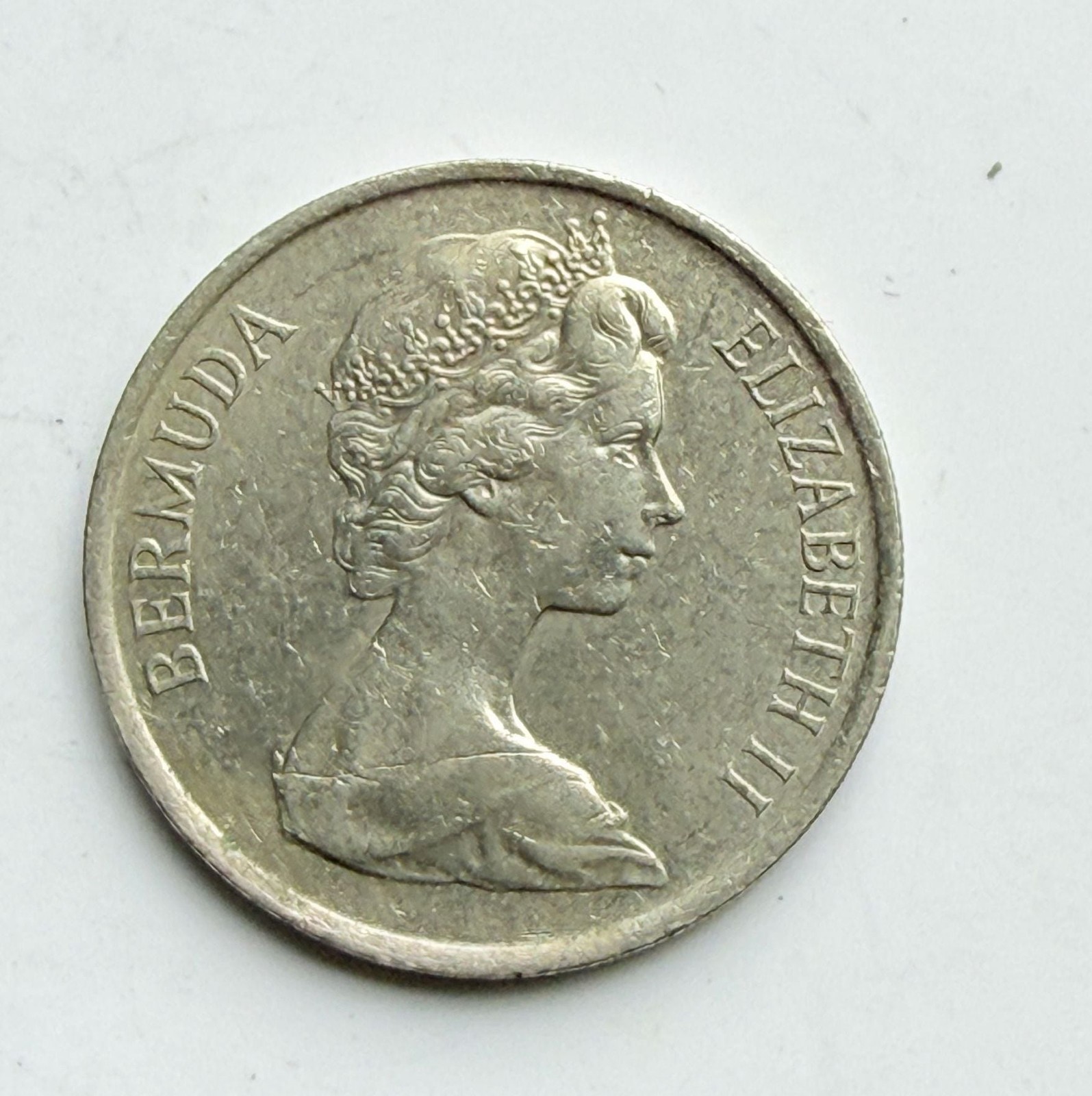 Rare Bermuda 25 Cents 1981 White-Tailed Tropic Bird Coin with mirror numbers in Rare Bermuda 25 Cents 1981 White-Tailed Tropic Bird Coin with mirror numbers in