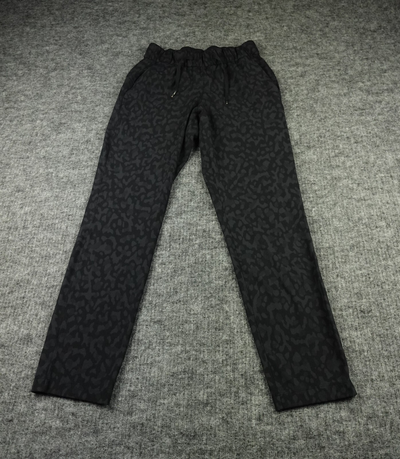 Lululemon Womens Pants 2 Black Gray On the fly 7/8 *Formation Camo* W5CITS