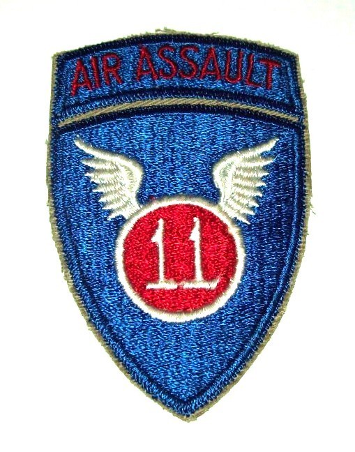 ORIGINAL EARLY 1960\'s 11th AIR ASSAULT DIVISION PATCH & INTEGRAL TAB, #2