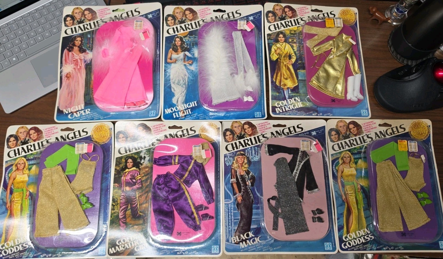 Vtg Charlie\'s Angels Doll Clothes 1977 Lot of 7 Golden Girl Fashions NRFB Mint