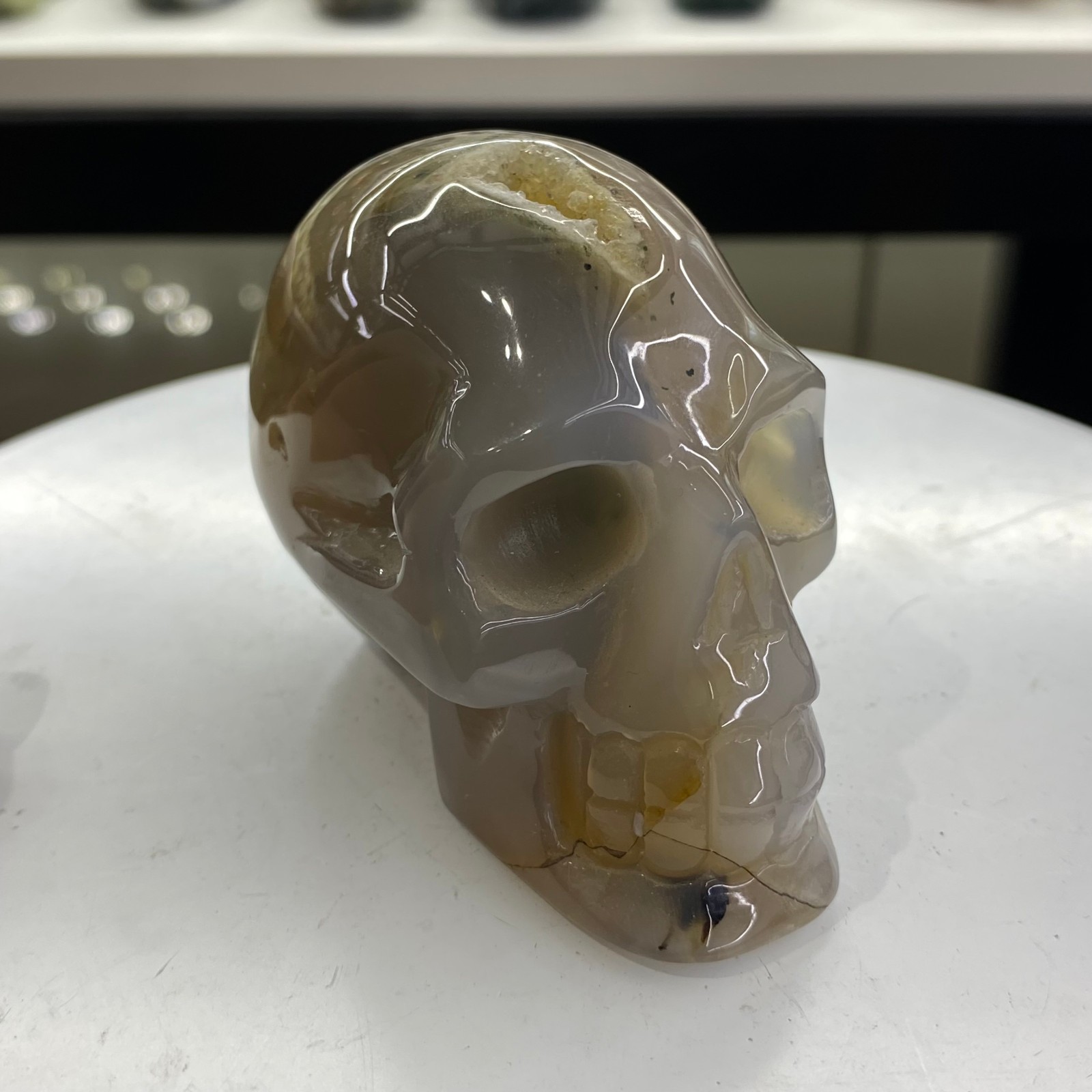 295G natural High quality hand carved agate skull and skull specimen decoration