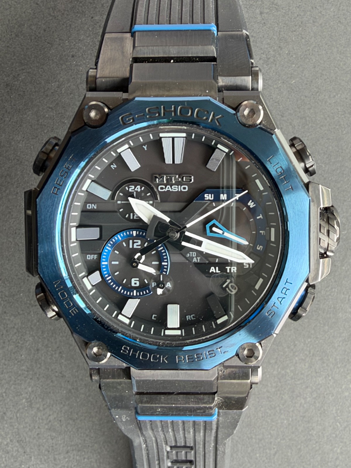 Casio G-Shock Men\'s Black Watch - Mtg-b2000b-1a2jf Casio G-Shock Men\'s Black Watch - Mtg-b2000b-1a2jf