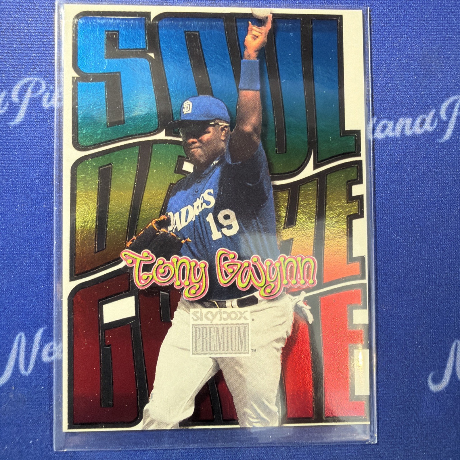 1999 Skybox Premium - Soul of the Game Tony Gwynn #5 SG 1999 Skybox Premium - Soul of the Game Tony Gwynn #5 SG