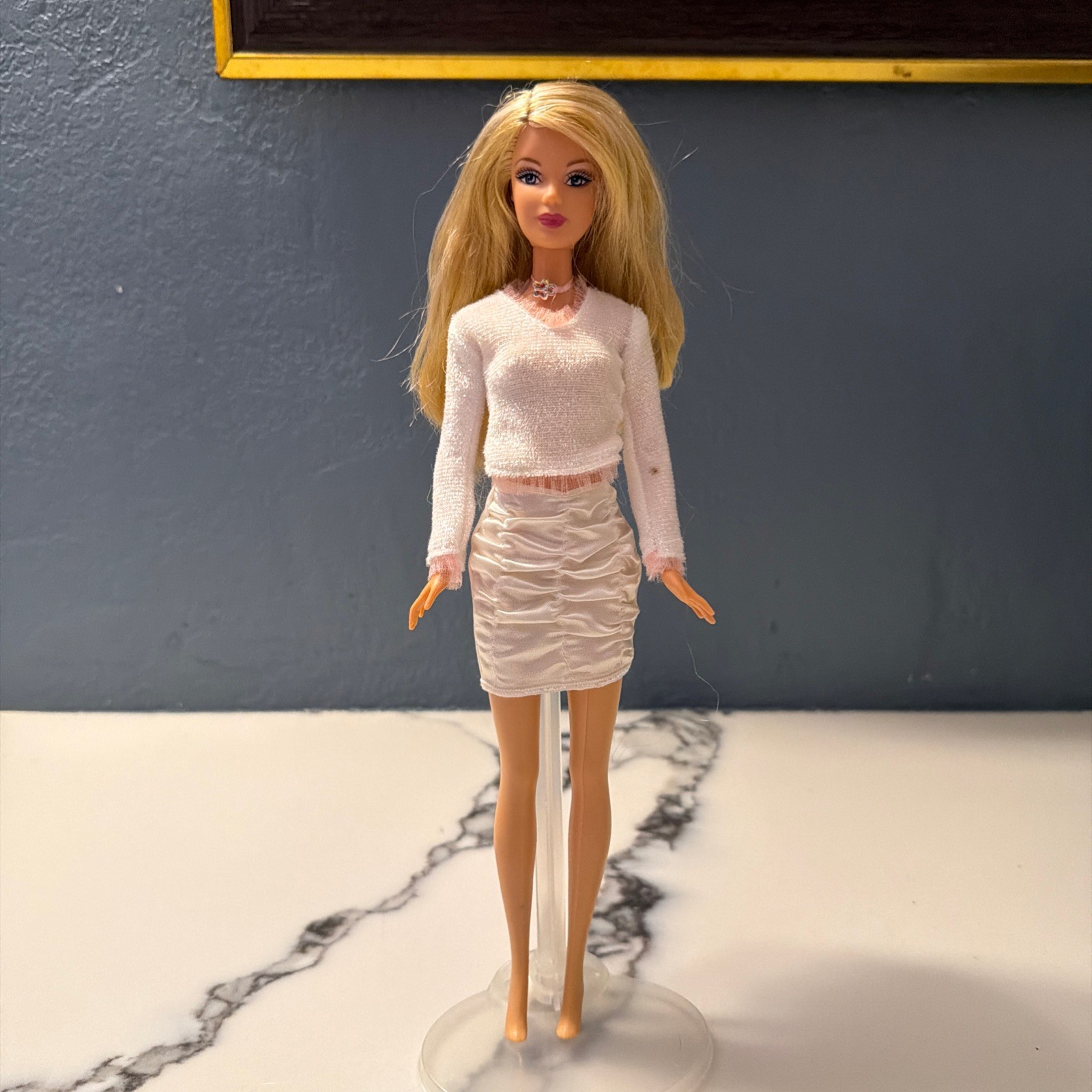 VTG 2005 Barbie Fashion Fever Doll H0916 Blonde White Ruched Skirt Fuzzy Top VTG 2005 Barbie Fashion Fever Doll H0916 Blonde White Ruched Skirt Fuzzy Top