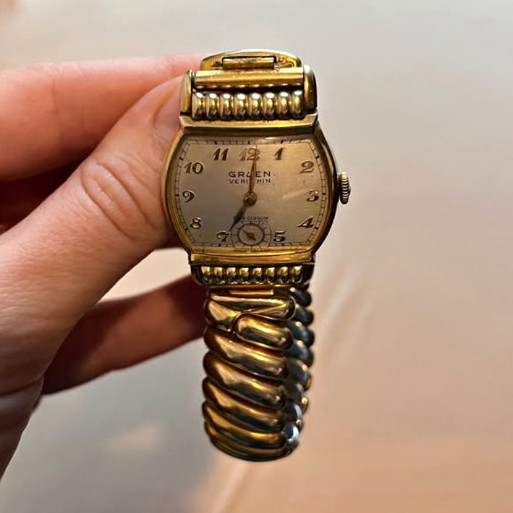 Gruen Veri-Thin Vintage 1930s Women’s Tonneau Manual 17J Small Sec Gold Gruen Veri-Thin Vintage 1930s Women’s Tonneau Manual 17J Small Sec Gold