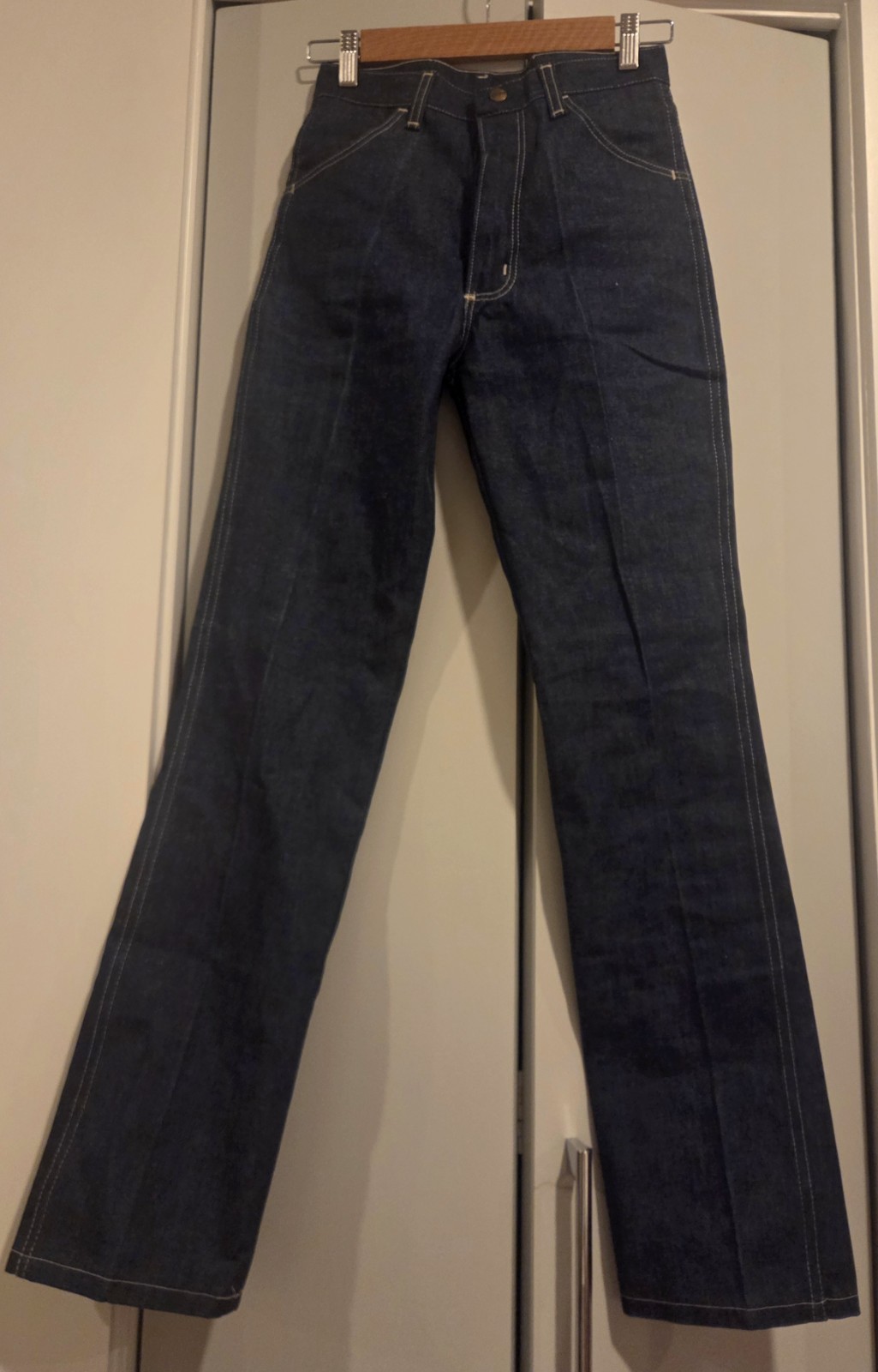 VTG Deadstock Wrangler Straight Leg Jeans Teen 16 Slim or Women’s XS 26x29.5 VTG Deadstock Wrangler Straight Leg Jeans Teen 16 Slim or Women’s XS 26x29.5