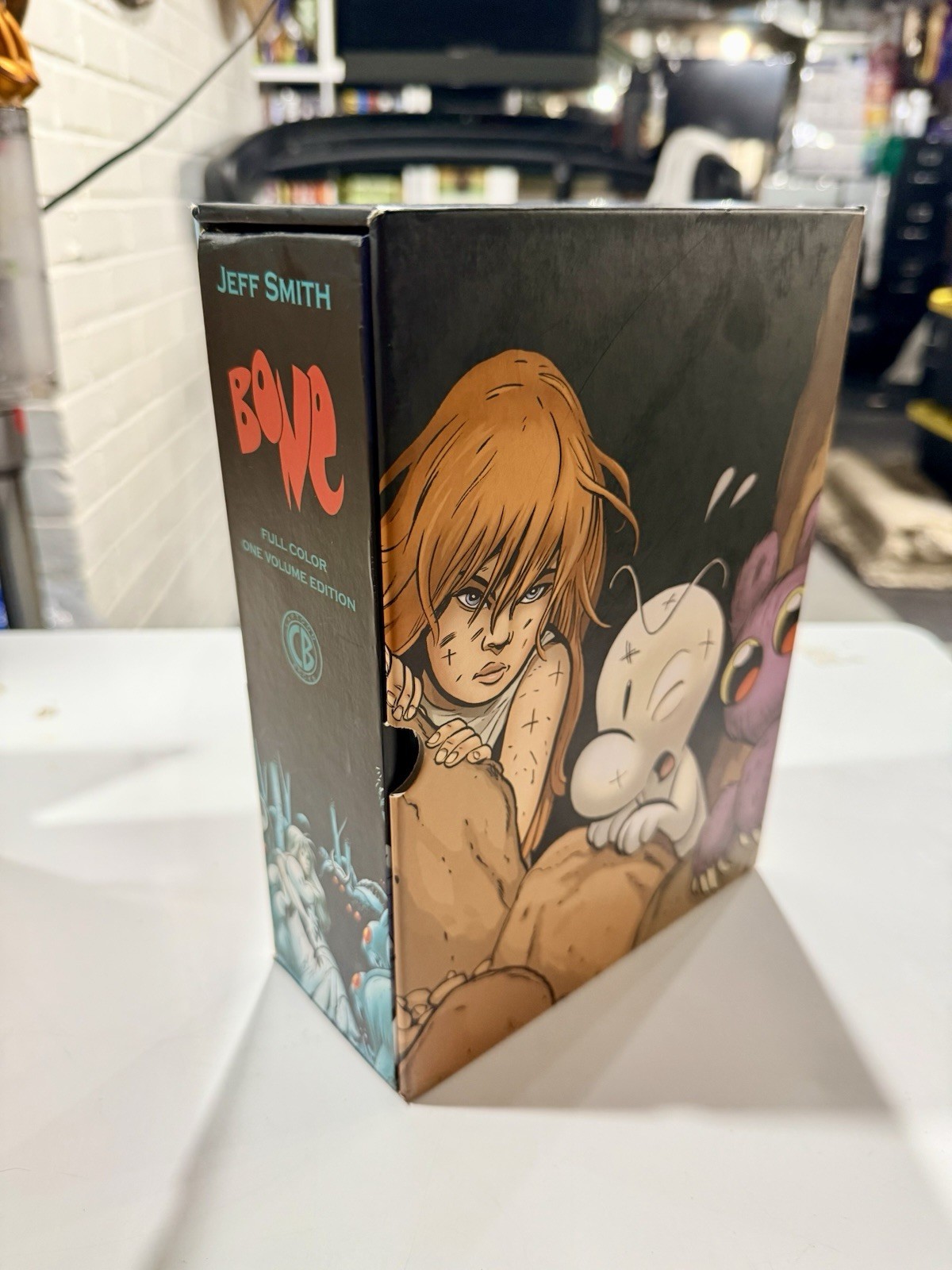 BONE FULL COLOR ONE VOLUME EDITION - HARDCOVER SLIP-CASE Jeff Smith OOP BONE FULL COLOR ONE VOLUME EDITION - HARDCOVER SLIP-CASE Jeff Smith OOP