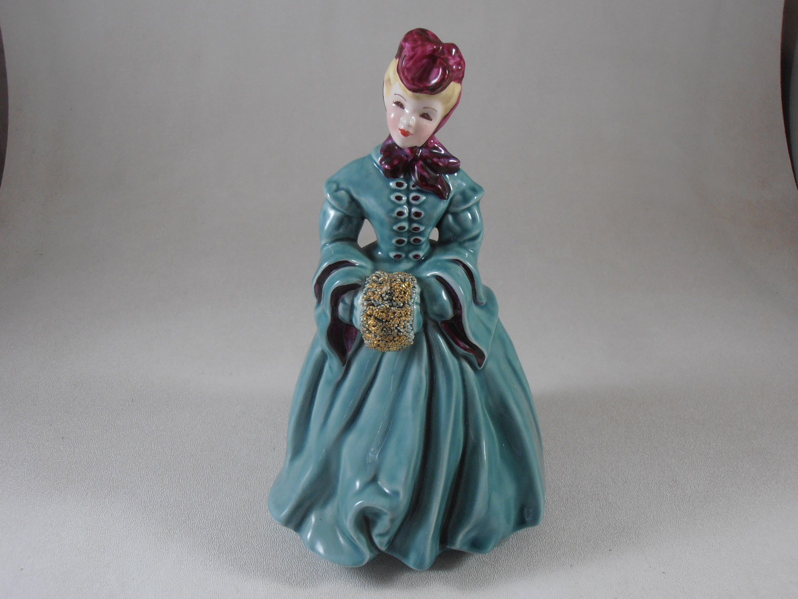Vintage Florence Ceramics Pasadena CA Delia Lady Girl Figurine 7 ¾”