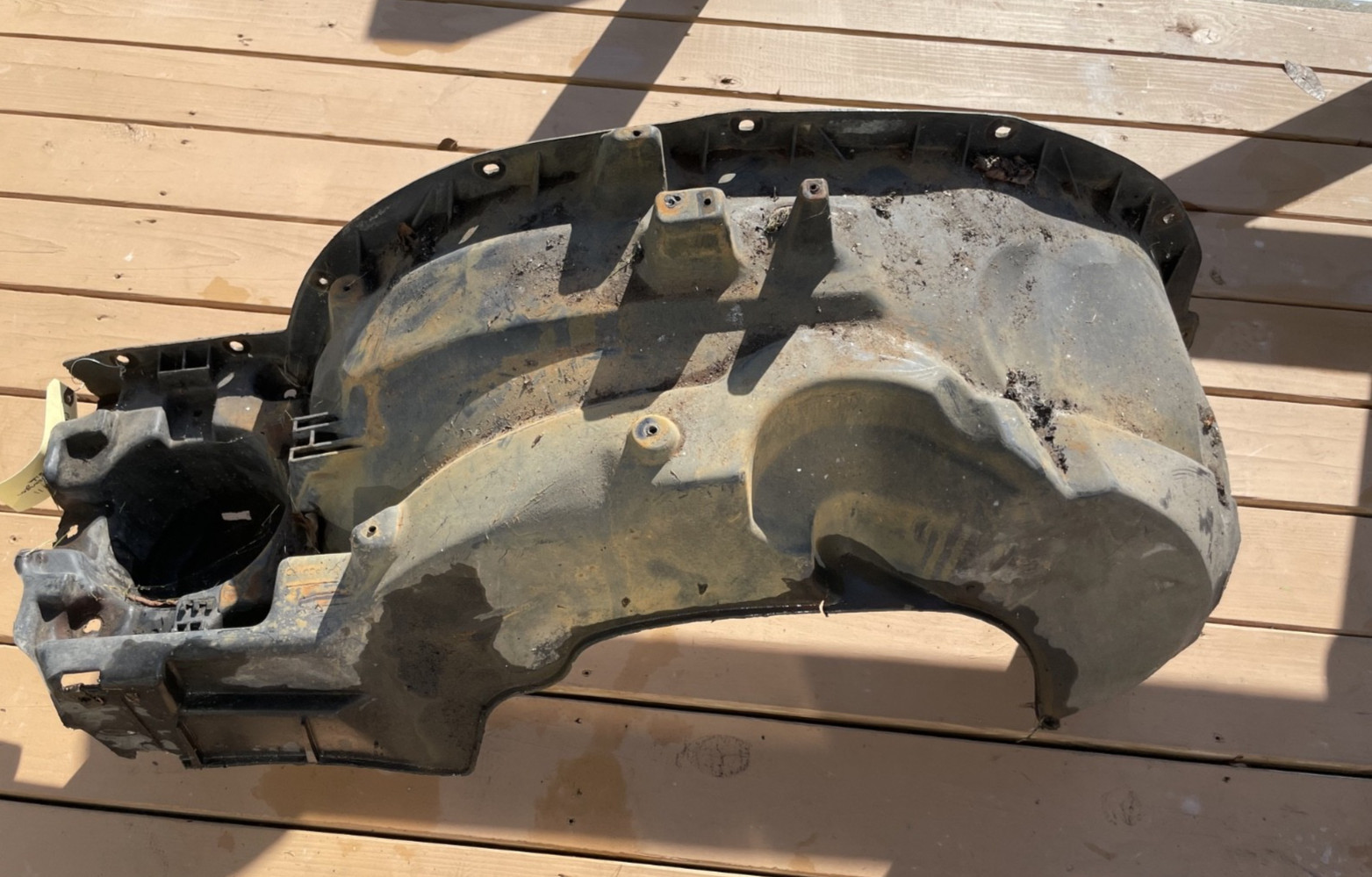 1984-1987 Regal fender well RH passenger side 1984-1987 Regal fender well RH passenger side