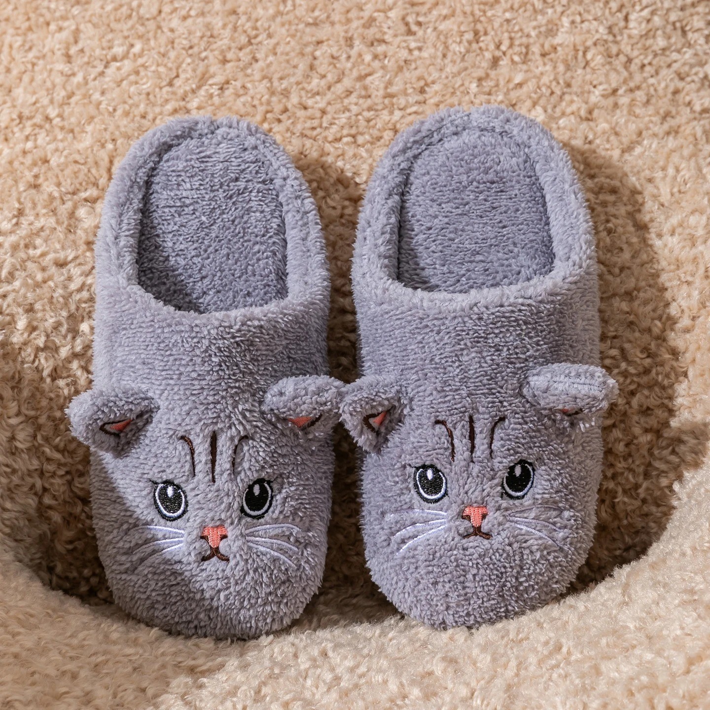 Women's Cat Plush Slippers Cozy Winter House Shoes Soft Non Slip Indoor