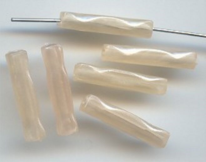 18 VINTAGE CULTURA PEARLIZED BAROQUE ACRYLIC TUBE 20mm. BEADS 650