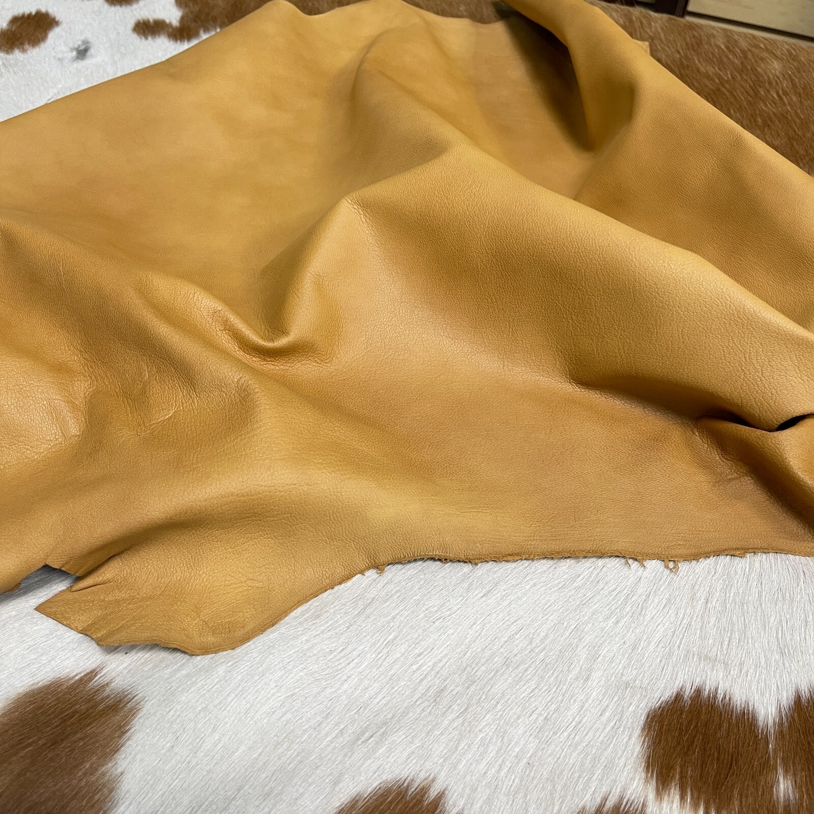 Avetco Premium Goat Skin Nappa Leather Smooth & Soft 2.5–3 oz Honey Tan 5-8 SF