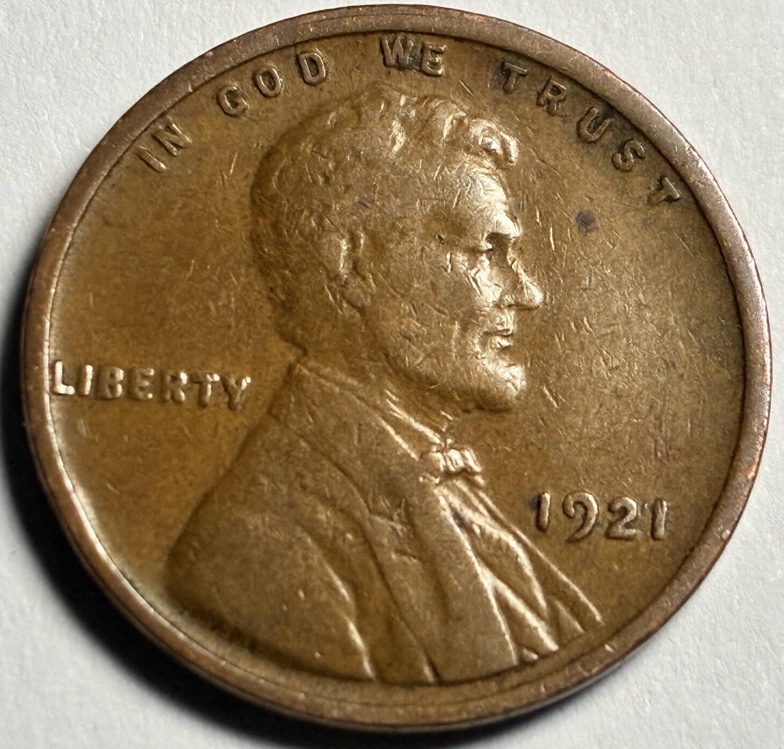 1921 Lincoln Wheat Cent - 105 Yr Old - Philadelphia - BN4037 