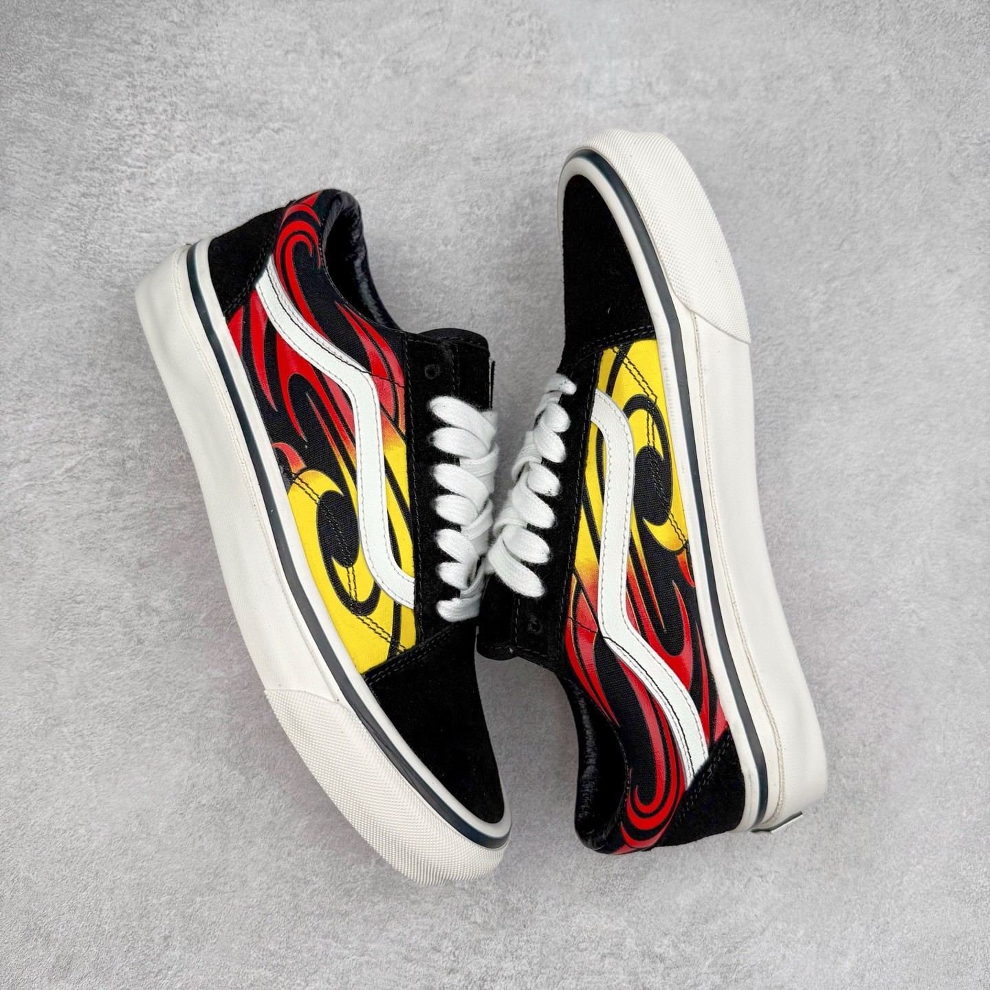 Vans Old Skool Flame Black / Yellow / Red Skate Sneakers US Size M 9 W 10.5