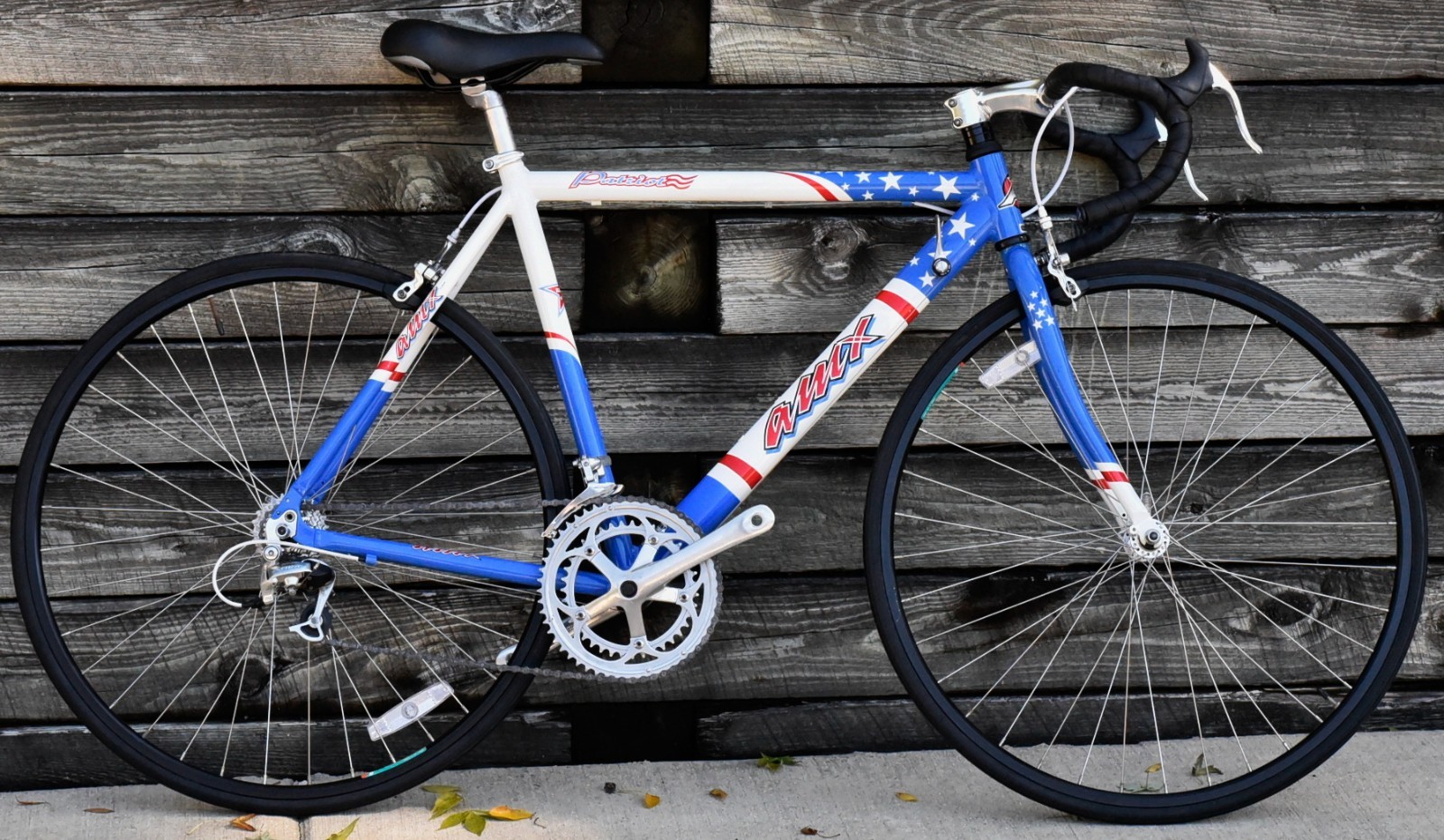 AMX PATRIOT 7000 ROAD BIKE SIZE MEDIUM, 54 CM, 16 SPEED, ALUMINUM