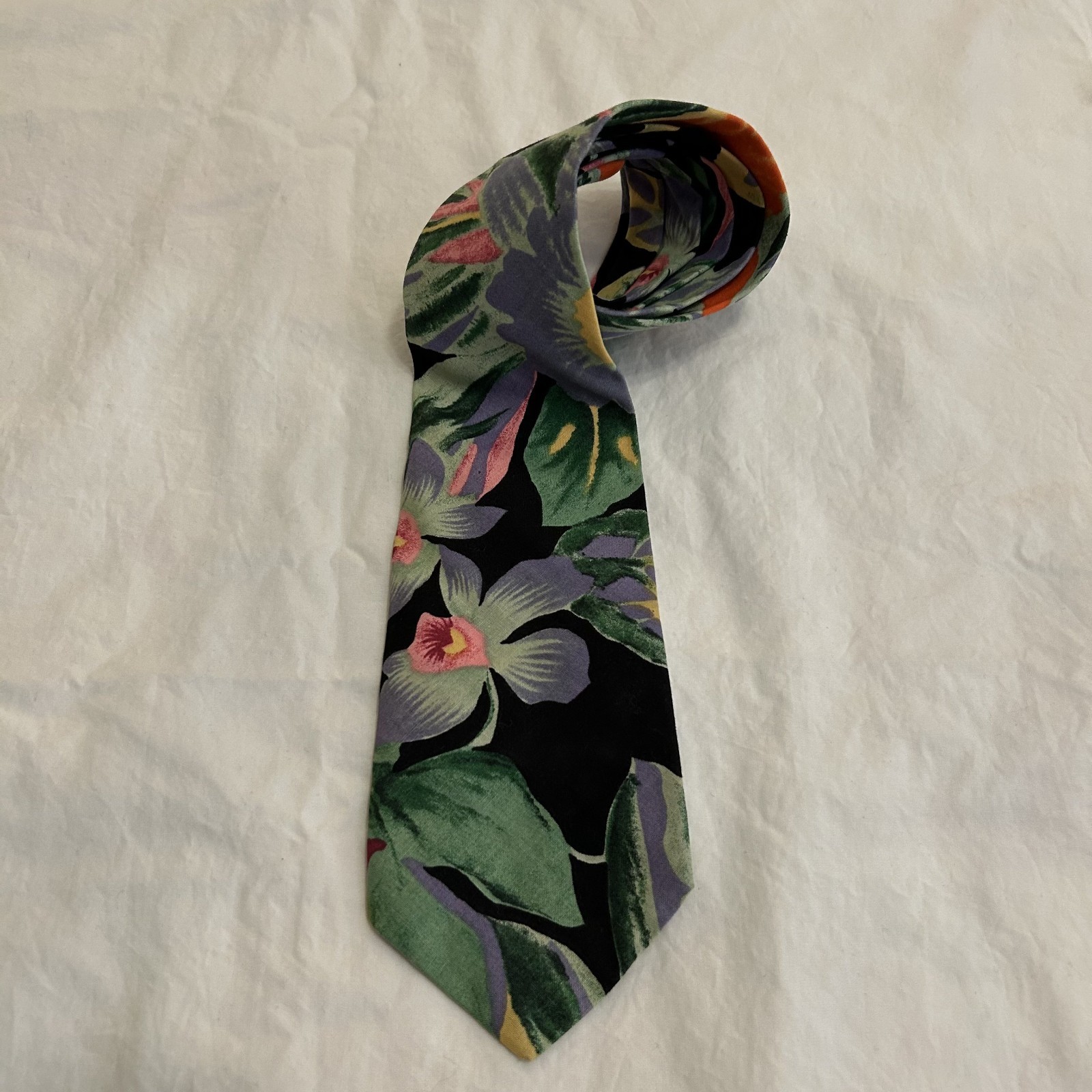 HILO HATTIE Hawaiian  floral Cotton Neck Tie  -black/green/pinks/yellow EUC