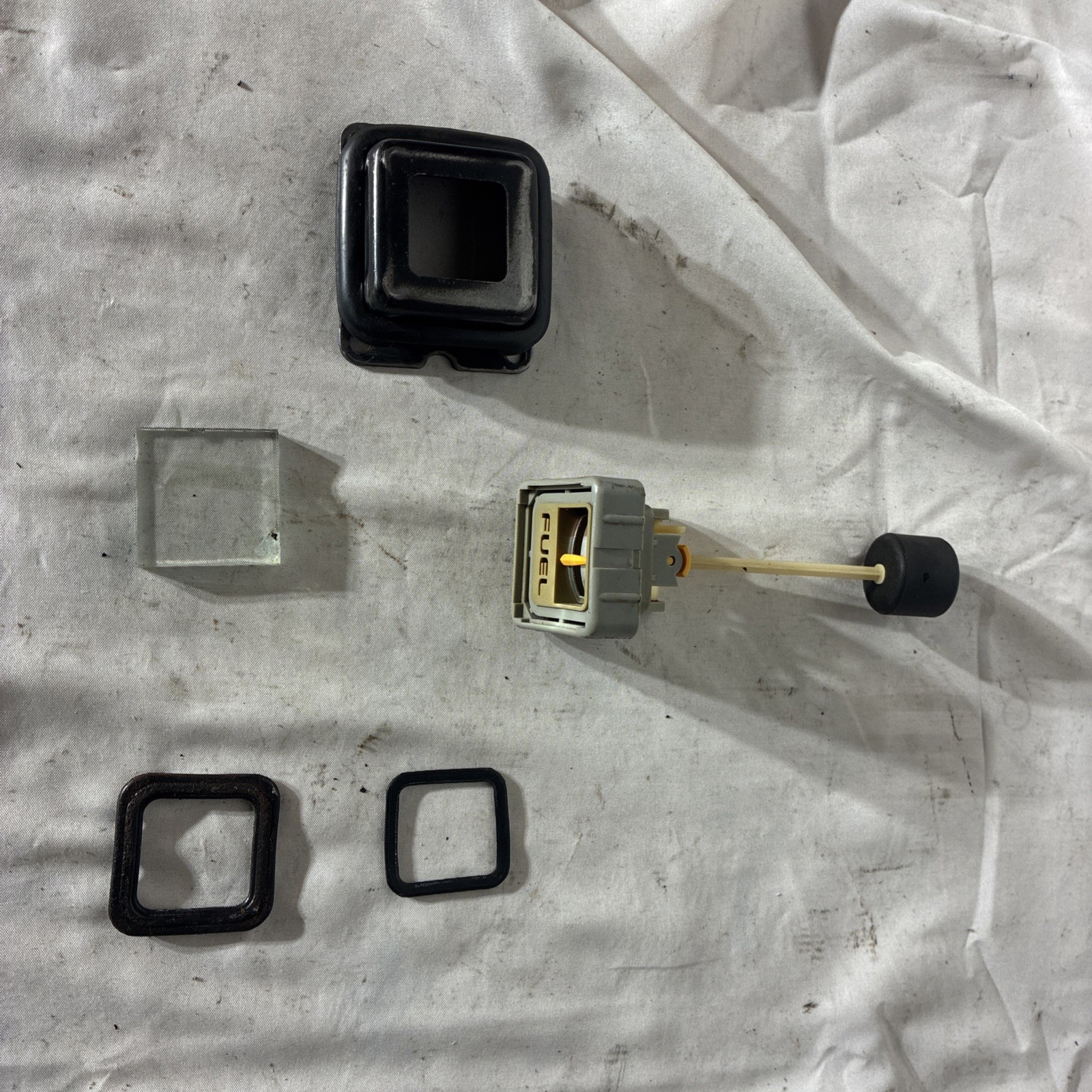 1984-87 Honda Spree 1988-90 Honda Elite E fuel gauge
