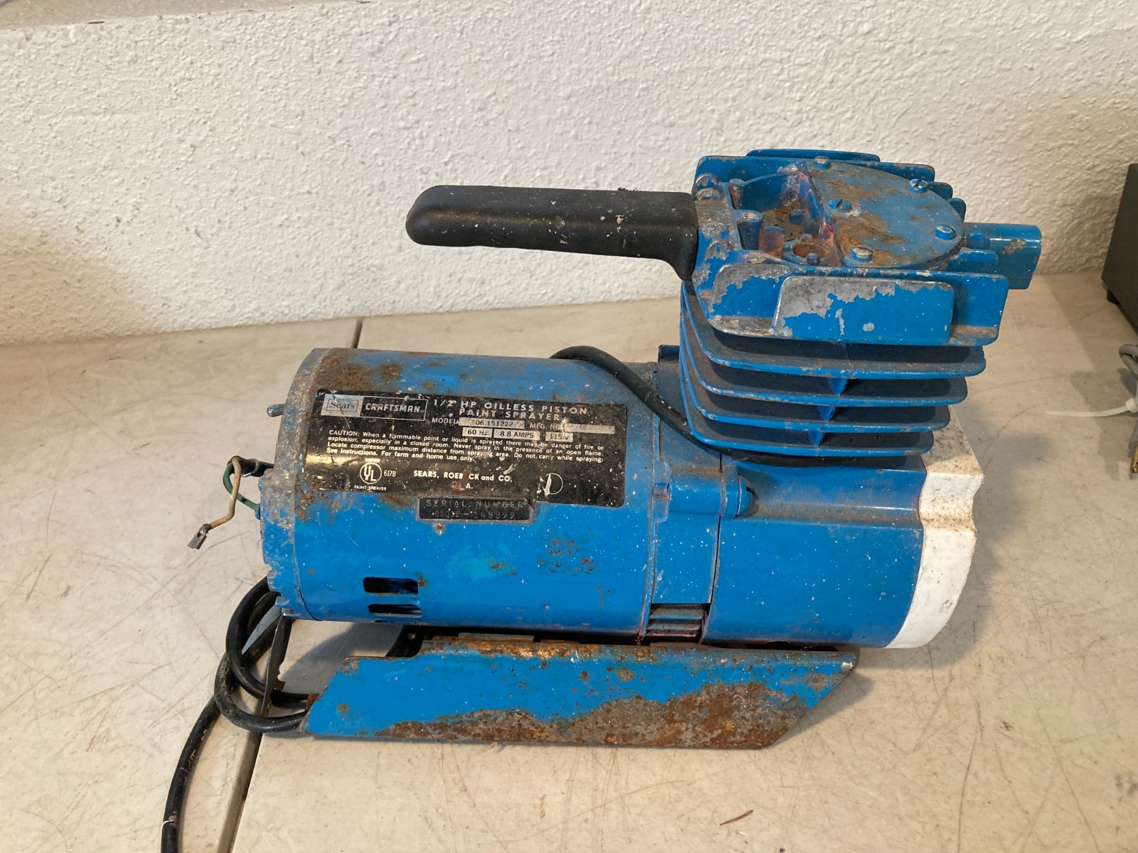 Sears Craftsman  Mini/small Air Compressor Paint sprayer