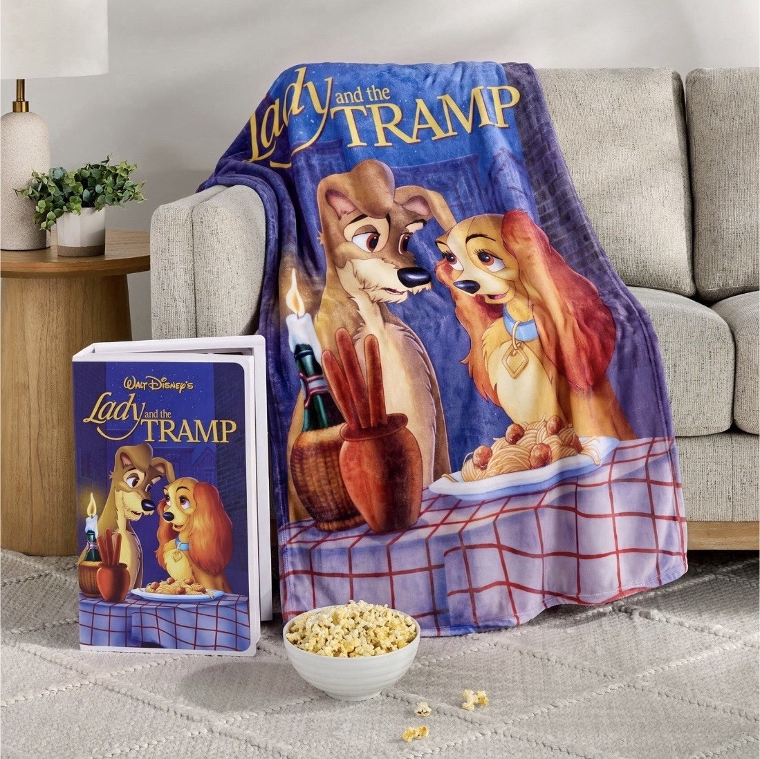 Disney Lady and the Tramp Throw Blanket 50 x 70 with VHS Disney Lady and the Tramp Throw Blanket 50 x 70 with VHS