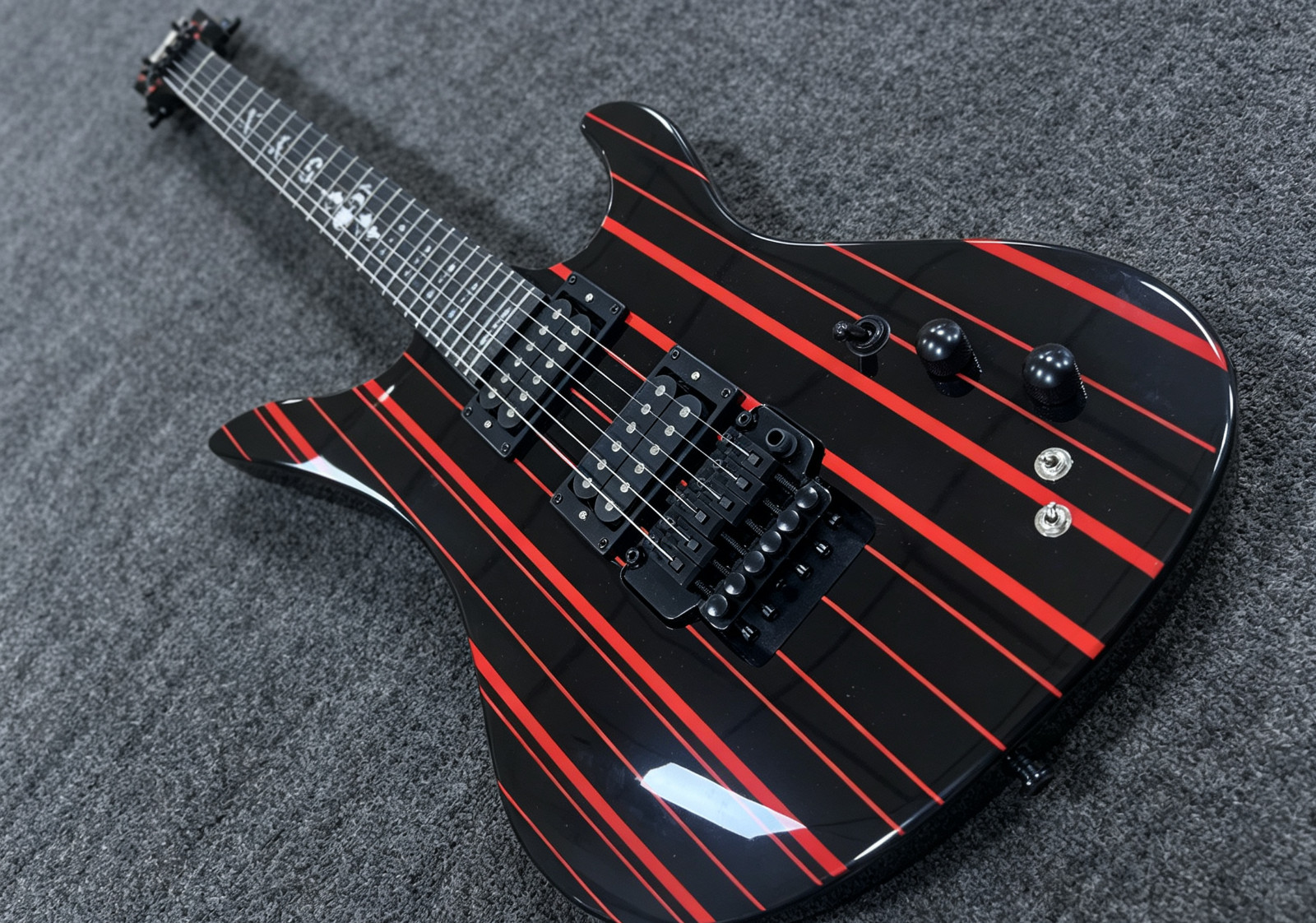 US STOCK Synyster Gates Black/Red Electric Guitar Floyd Rose Tremolo 24Fret Ship US STOCK Synyster Gates Black/Red Electric Guitar Floyd Rose Tremolo 24Fret Ship