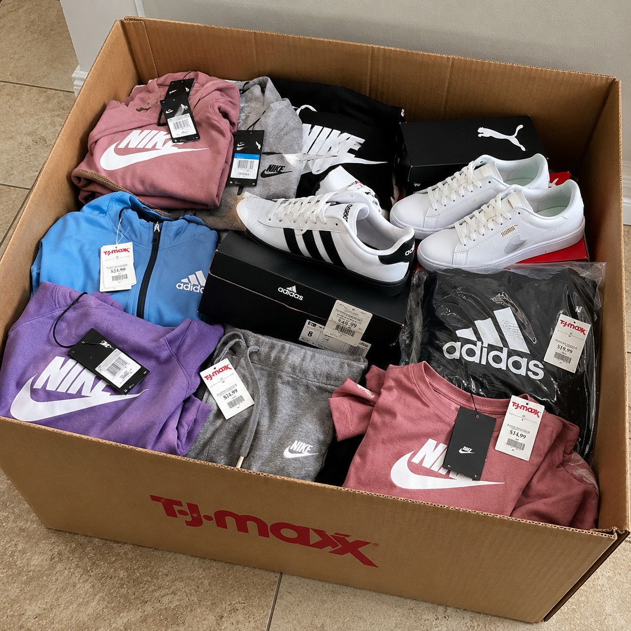 Amazon & TJ Maxx Mega Bulk Merchandise Lot – Overstock Inventory Reseller Deal Amazon & TJ Maxx Mega Bulk Merchandise Lot – Overstock Inventory Reseller Deal