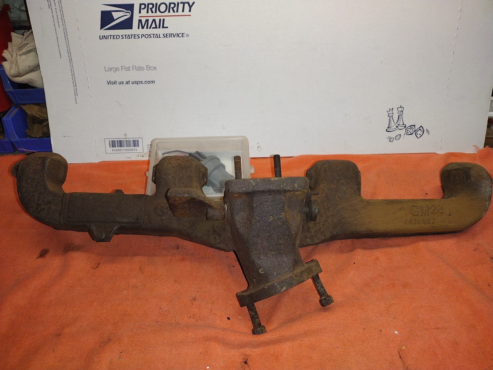 CHEVROLET 6 CYLINDER EXHAUST MANIFOLD 235 I6 3835587 chevy truck 1954 1962 022