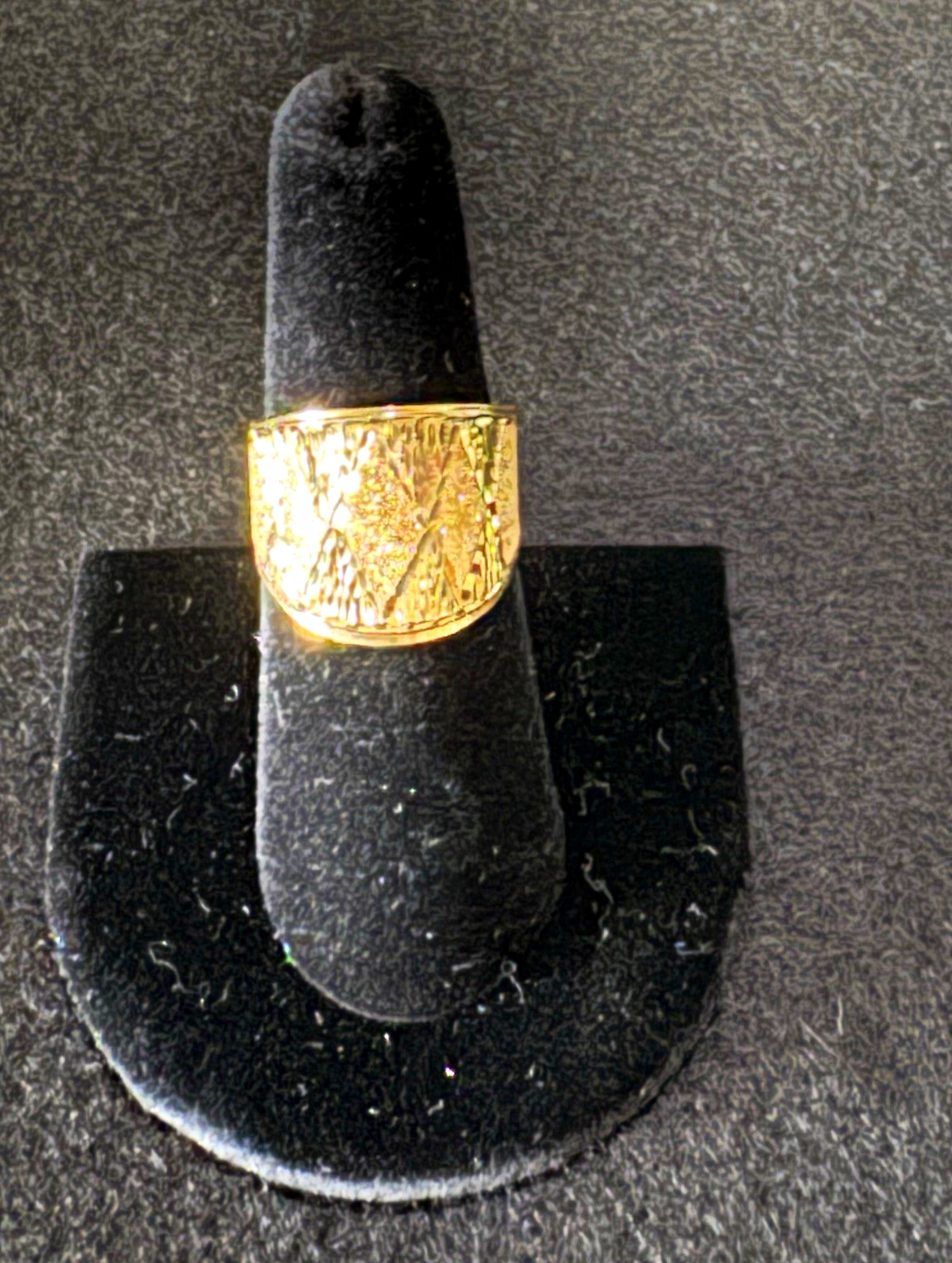 Vintage 14k Yellow Gold Wide Cigar Adjustable Band Ring Smallest Size 6. 3g Vintage 14k Yellow Gold Wide Cigar Adjustable Band Ring Smallest Size 6. 3g