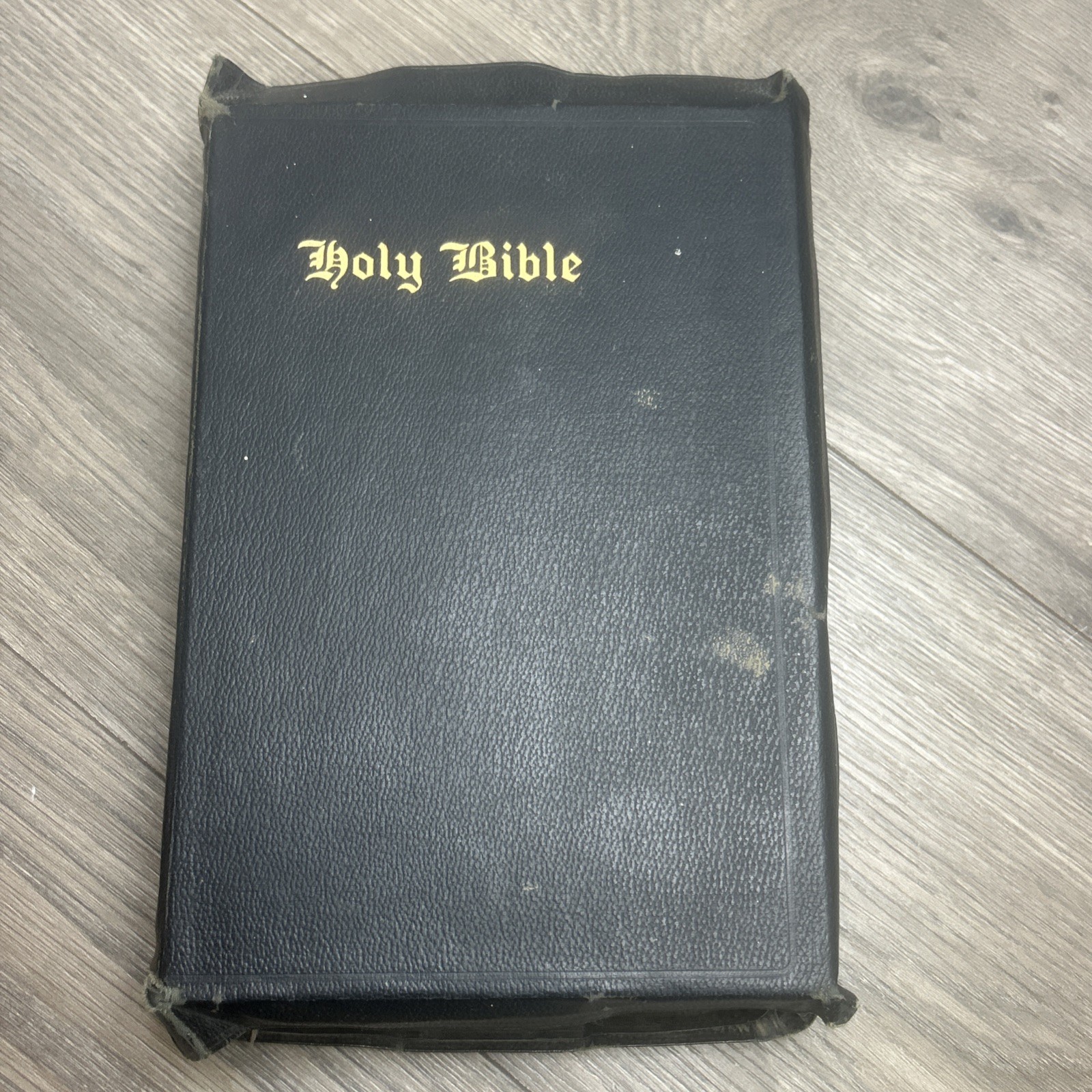 Vintage 1941 The Illuminated Bible KJV Indexed Authorized King James Version  Vintage 1941 The Illuminated Bible KJV Indexed Authorized King James Version 