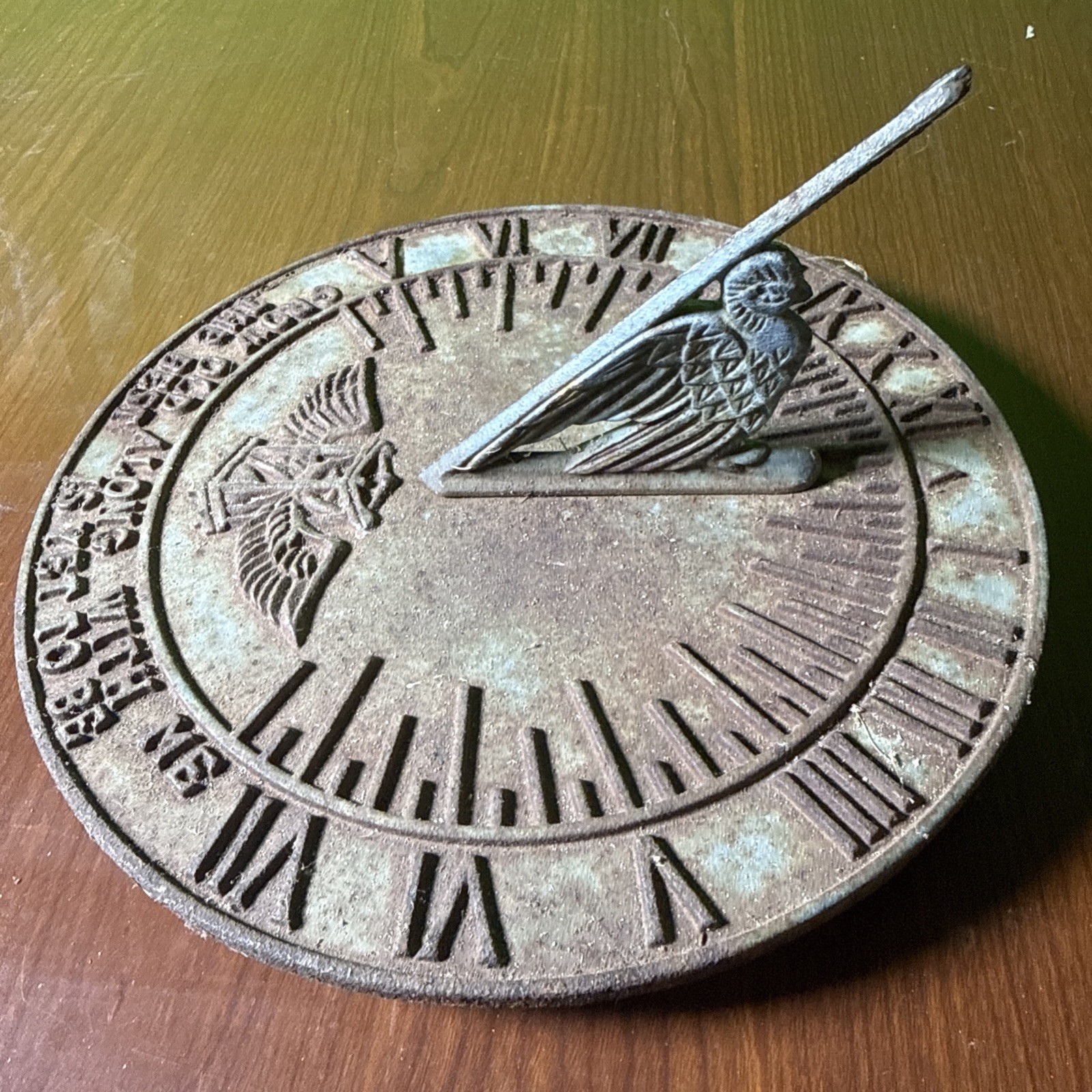 Vintage Brass Sundial \ Vintage Brass Sundial \