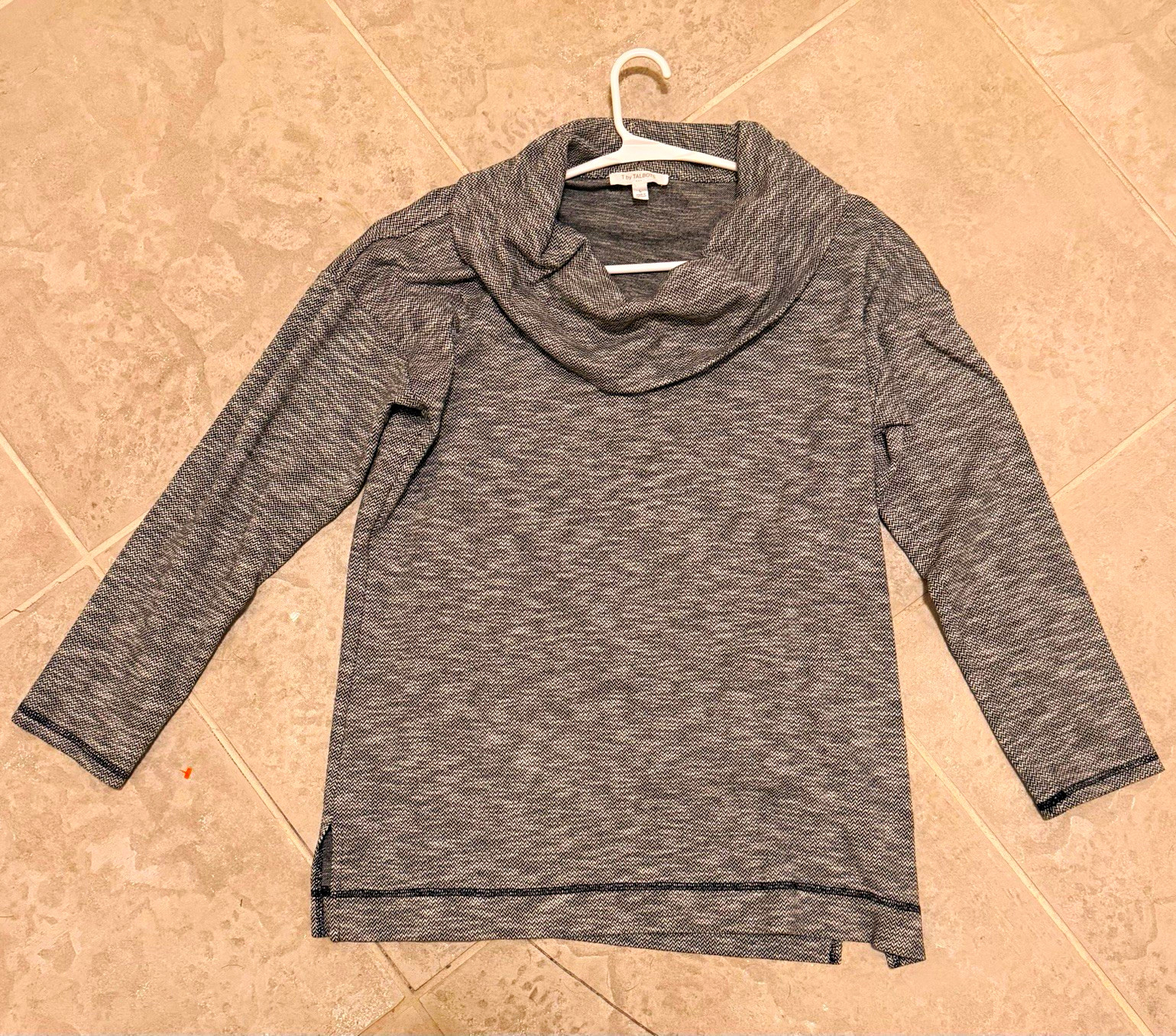 T by Talbots Women L Gray Herringbone Cowl Neck Knit Pullover Top 3/4 Sleeve T by Talbots Women L Gray Herringbone Cowl Neck Knit Pullover Top 3/4 Sleeve