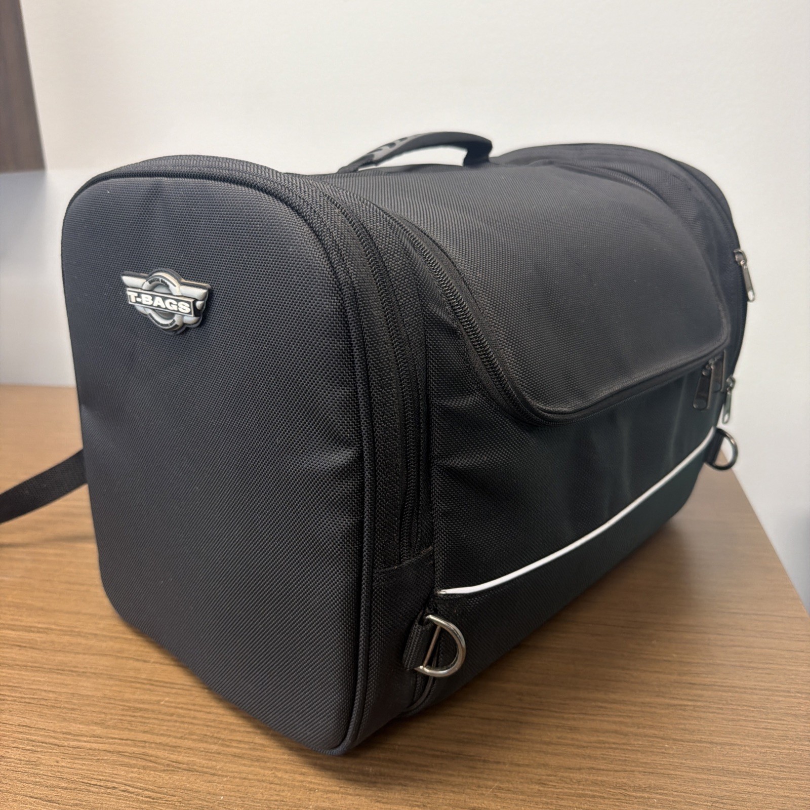 T-BAGS UNIVERSAL TAIL BAG BACKREST BAG RACK BAG HELMET BAG WITH RAIN/DUST COVER