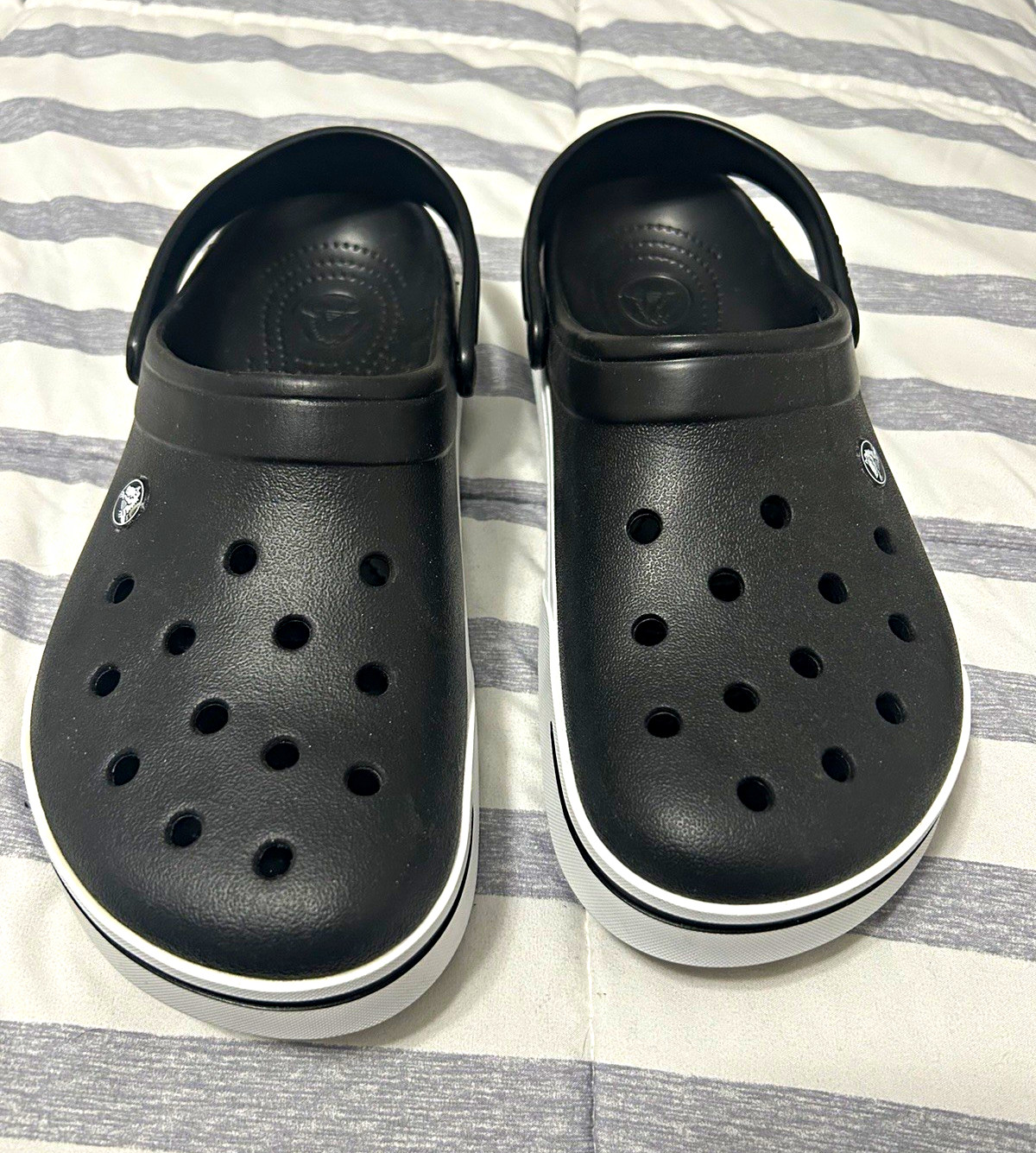 Crocs Crocband Men’s Black/White Slip-On Clog Sandals w/ Straps US 12.5 Crocs Crocband Men’s Black/White Slip-On Clog Sandals w/ Straps US 12.5
