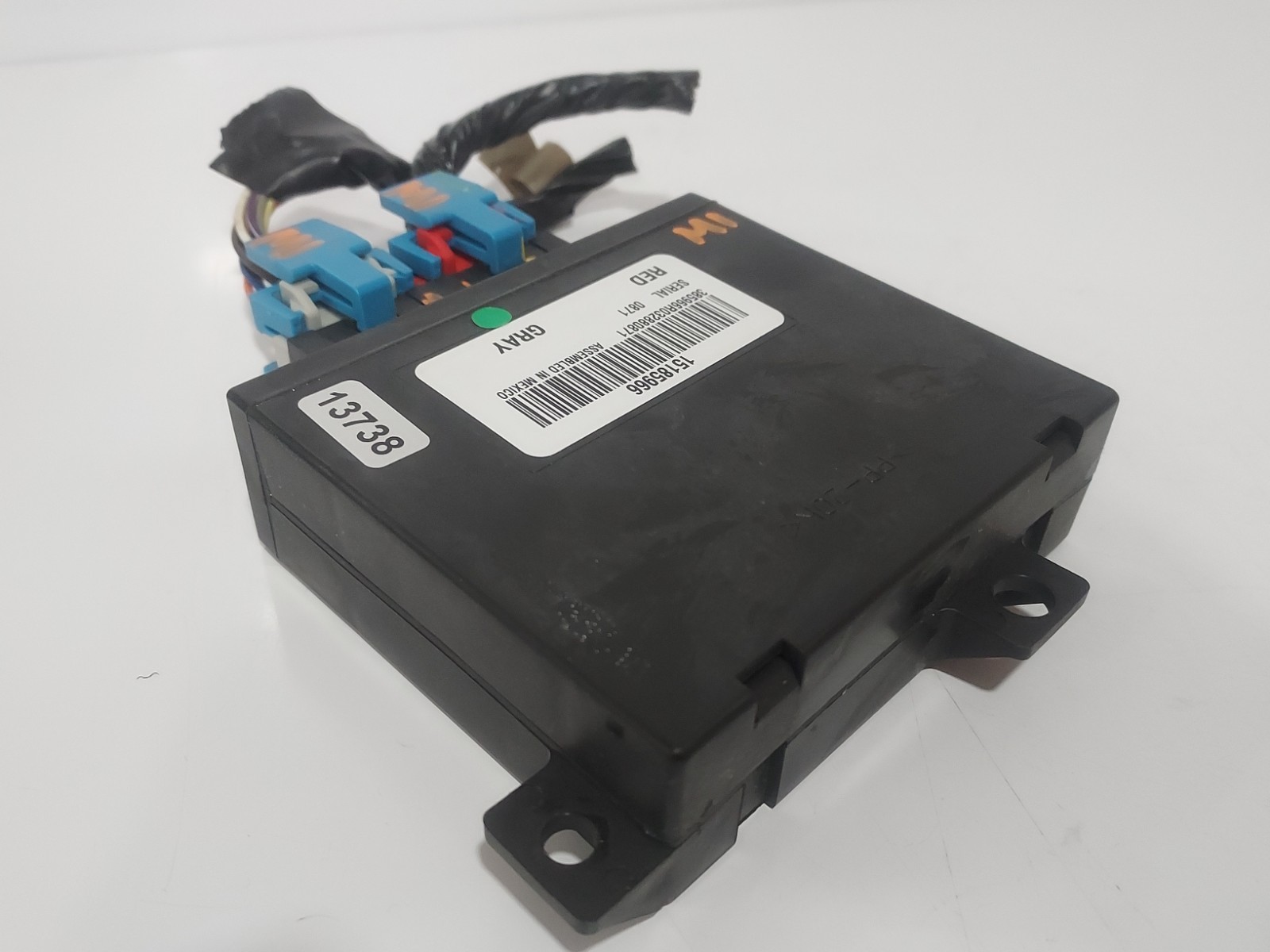 2003-2006 Chevy Suburban Tahoe GMC Yukon Rear A/C HVAC Control Module 15185966 2003-2006 Chevy Suburban Tahoe GMC Yukon Rear A/C HVAC Control Module 15185966