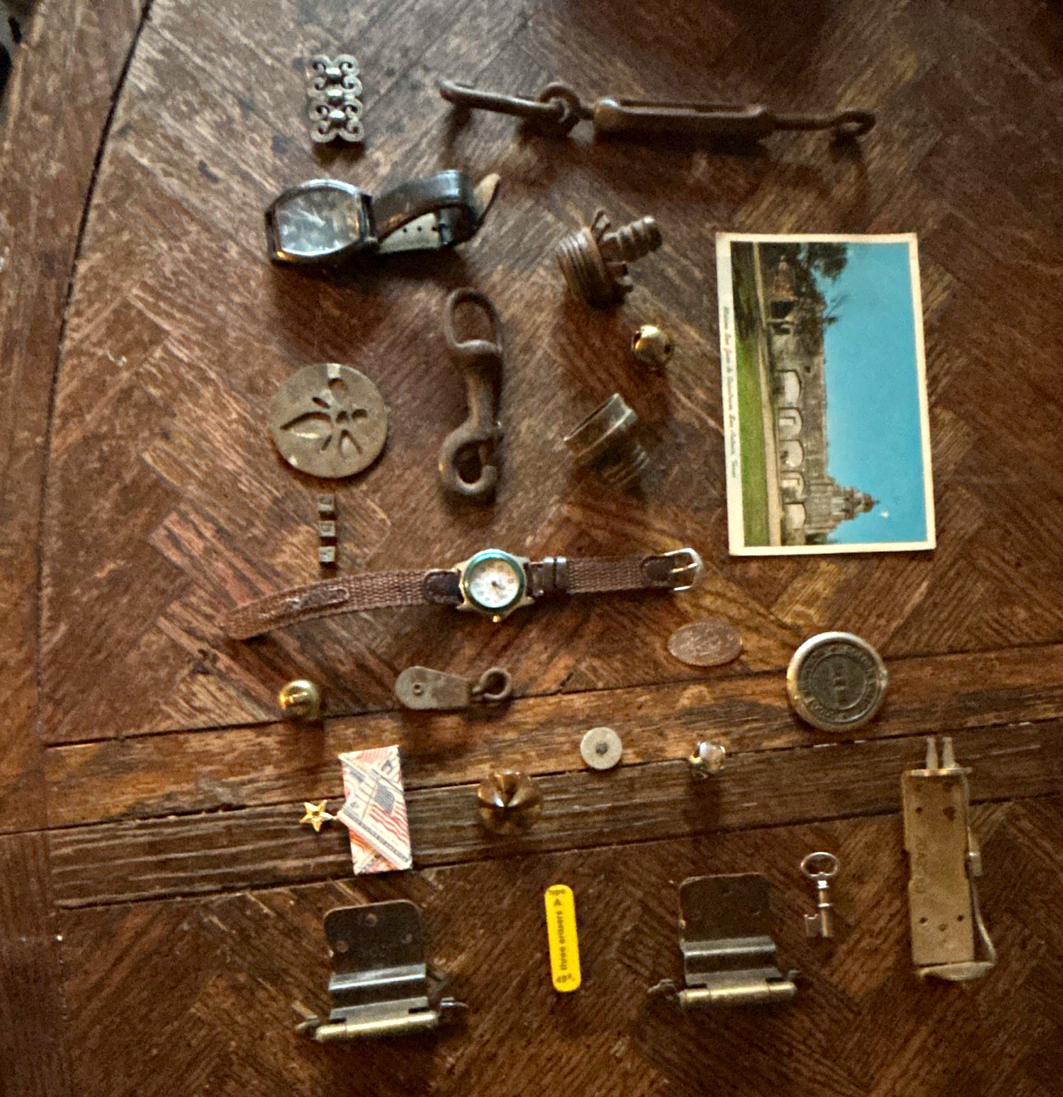 Vintage Mixed Small Collectibles Lot: 2 Wristwatches, Postcard, Pins, Hardware Vintage Mixed Small Collectibles Lot: 2 Wristwatches, Postcard, Pins, Hardware