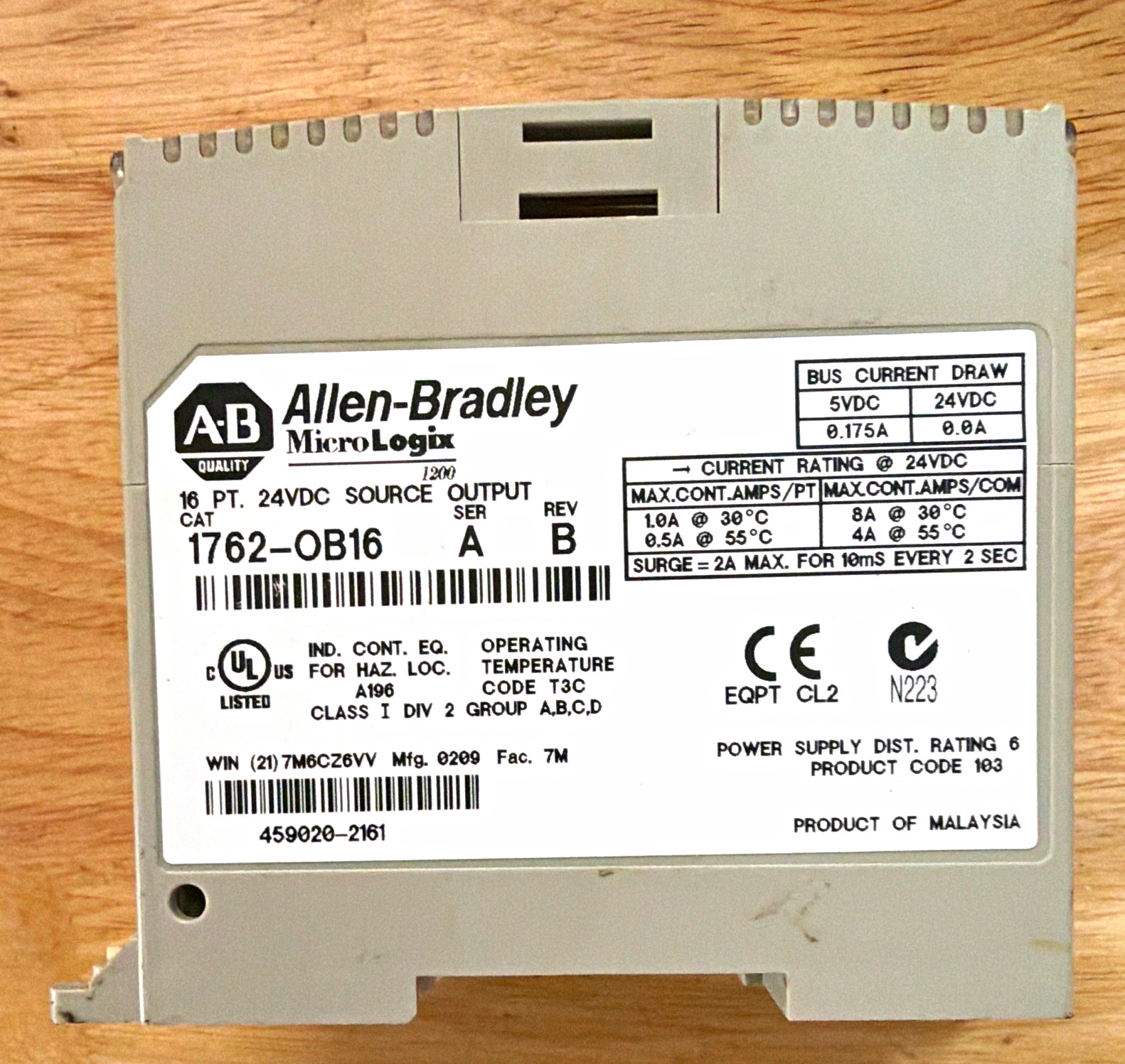 Allen-Bradley MicroLogix 1200 1762-OB16 Digital PLC Output Module 24VDC Allen-Bradley MicroLogix 1200 1762-OB16 Digital PLC Output Module 24VDC