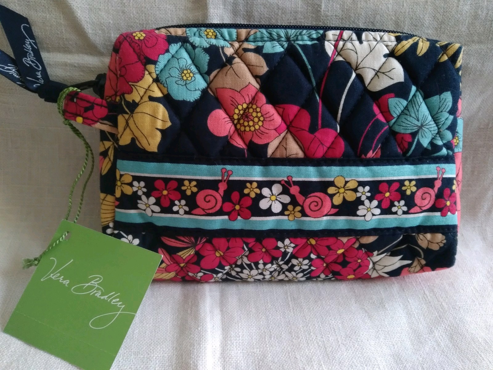Vera Bradley Happy Snails Small Cosmetic Bag NWT Retired Pattern Cute Gift Vera Bradley Happy Snails Small Cosmetic Bag NWT Retired Pattern Cute Gift