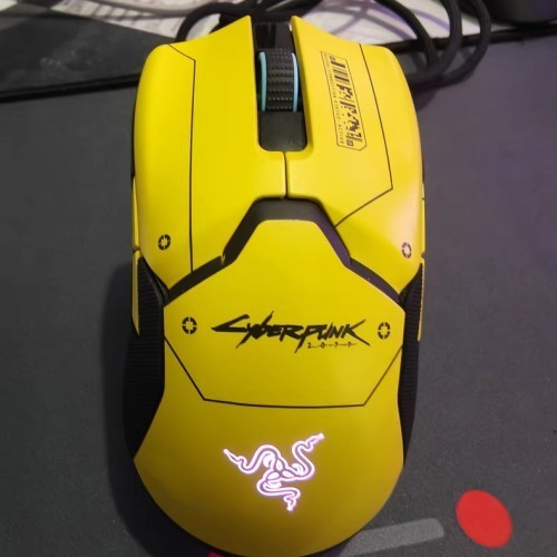 Razer Viper Ultimate Cyberpunk 2077 Edition Wireless Gaming Mouse With Dock z9 Razer Viper Ultimate Cyberpunk 2077 Edition Wireless Gaming Mouse With Dock z9
